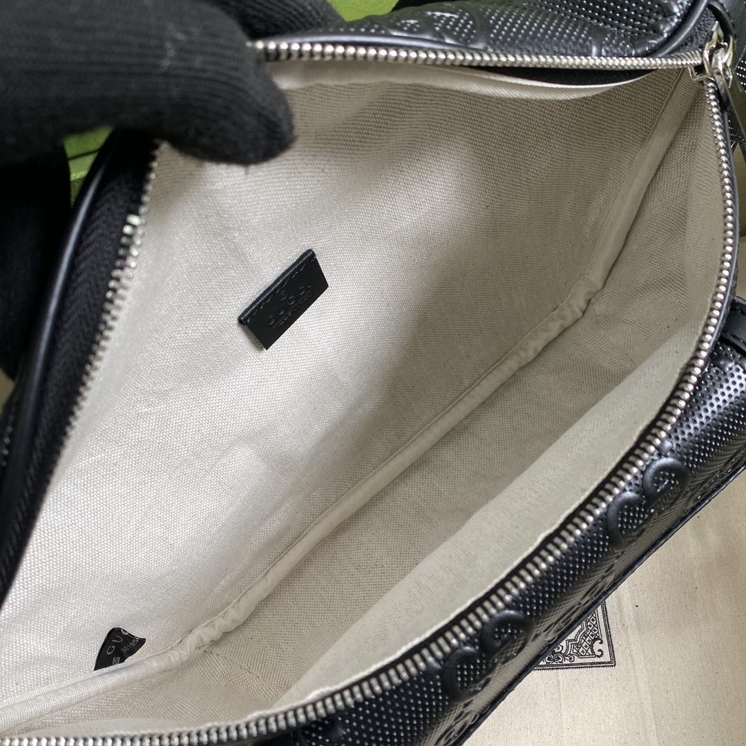G*u*i waist bag-28×18×8cm