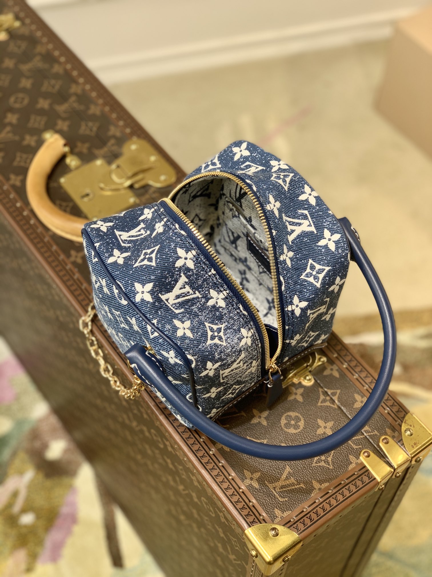 l0*is V*t0n square handbags- m59611-16*16*16cm