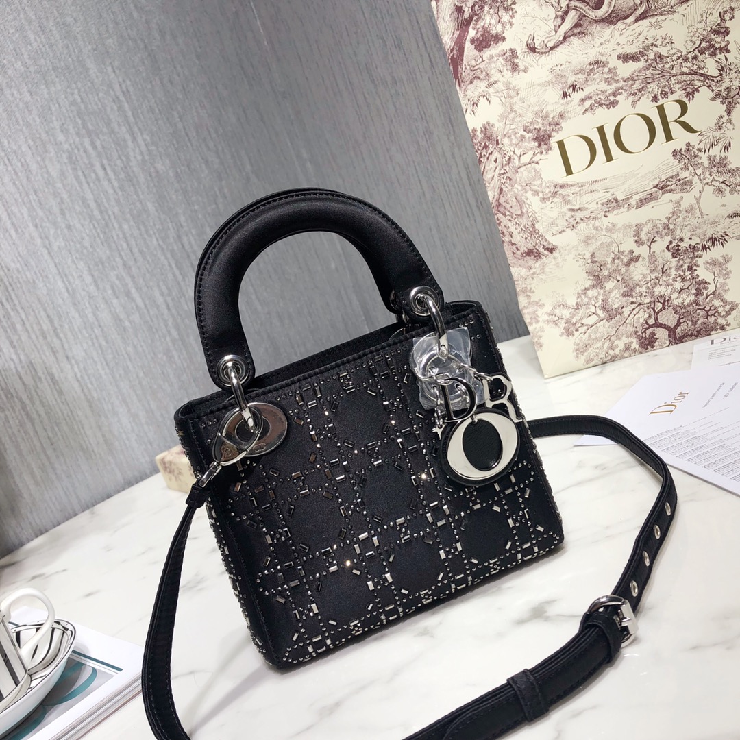 lady D*or mini-17*15*8cm