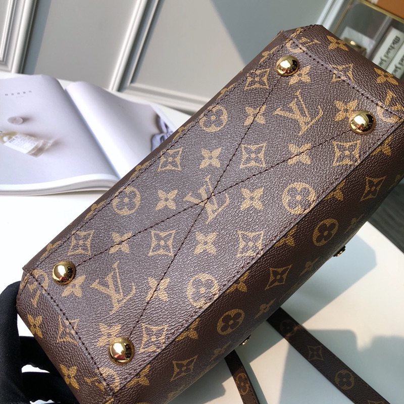 l0*is V*t0n montaigne bb-29*20*13cm