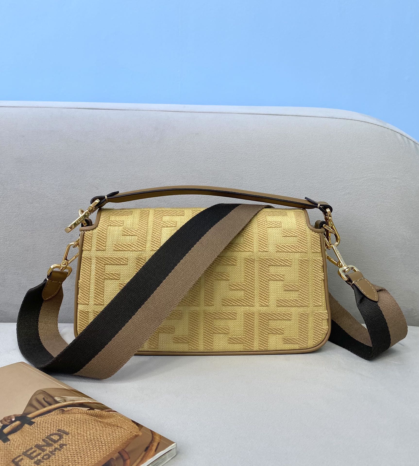 F**di medium baguette bag-26x15x4cm