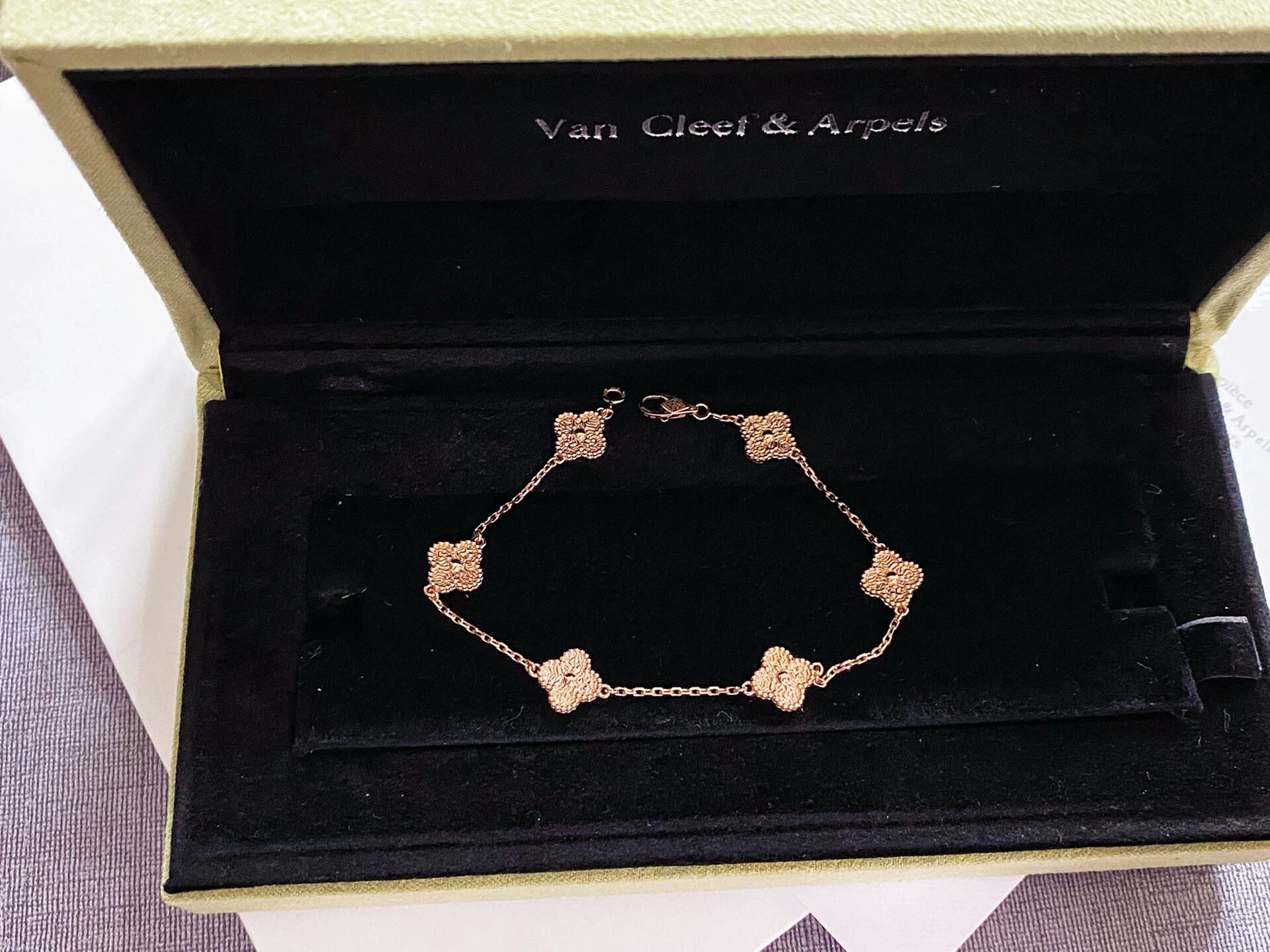 VCA Bracelet