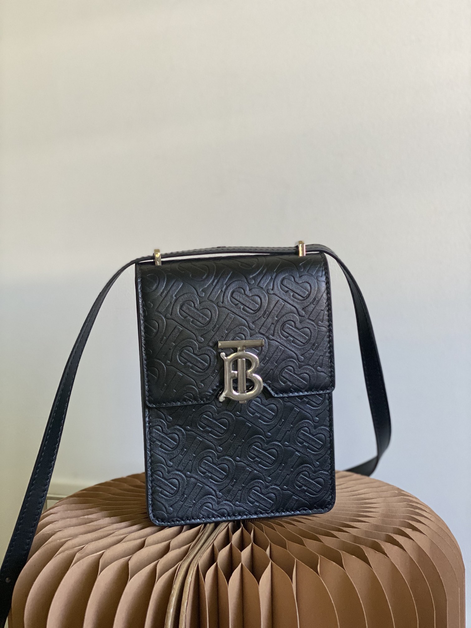 B**rry robin bag-13.5 x 4.5 x 19cm