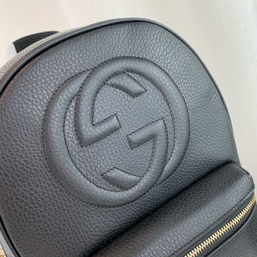 G*u*i soho backpack