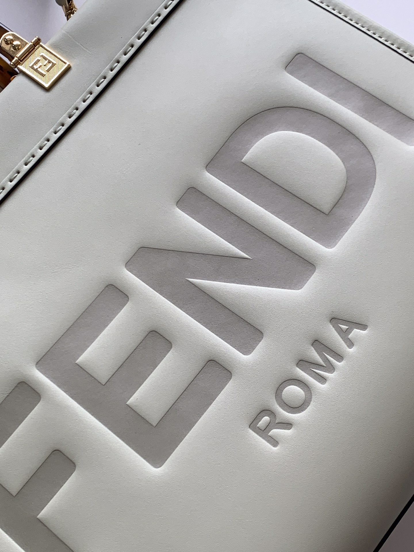 F**di vintage handbags-35x17x31cm