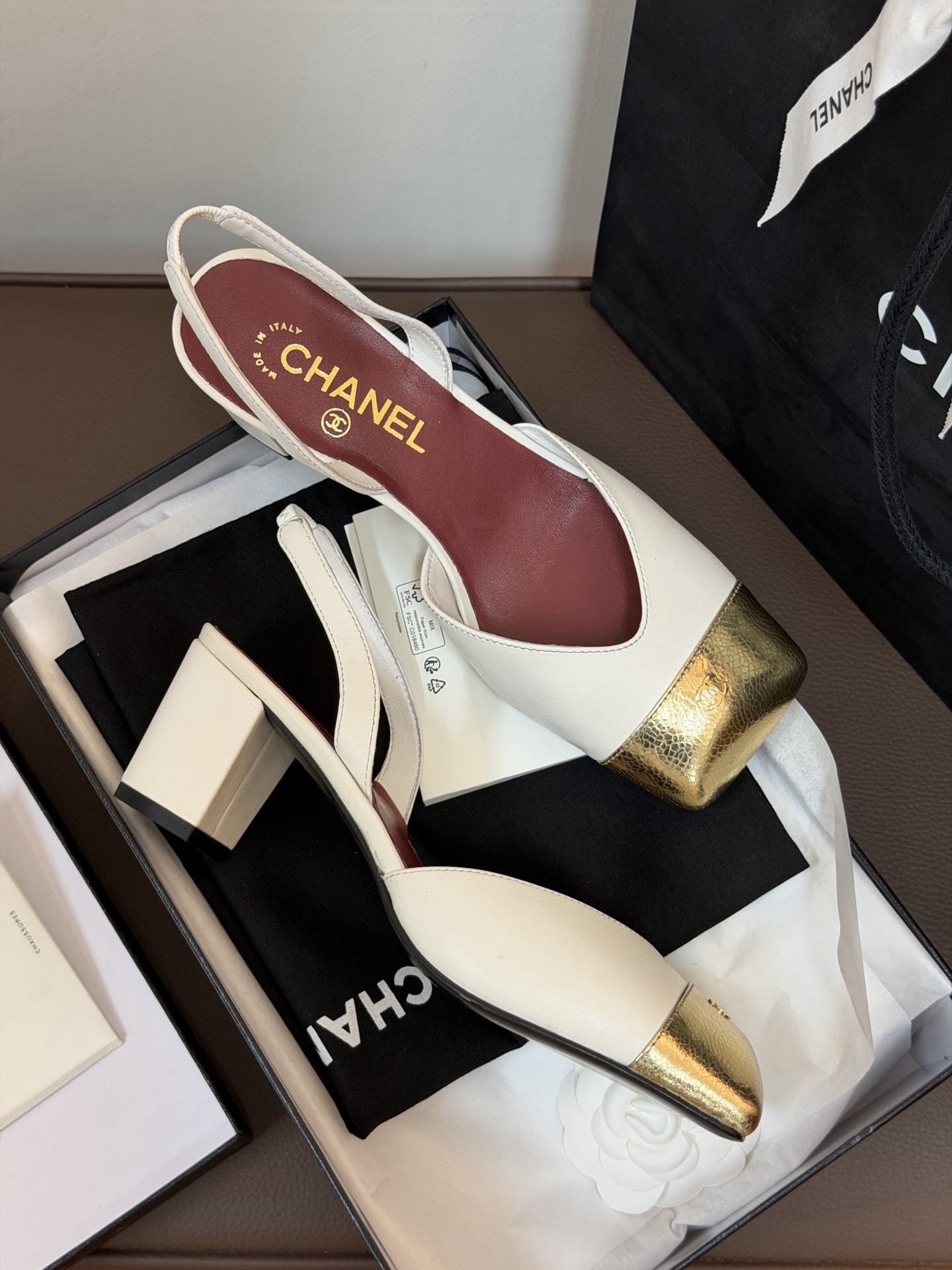 Cha*el Slingback