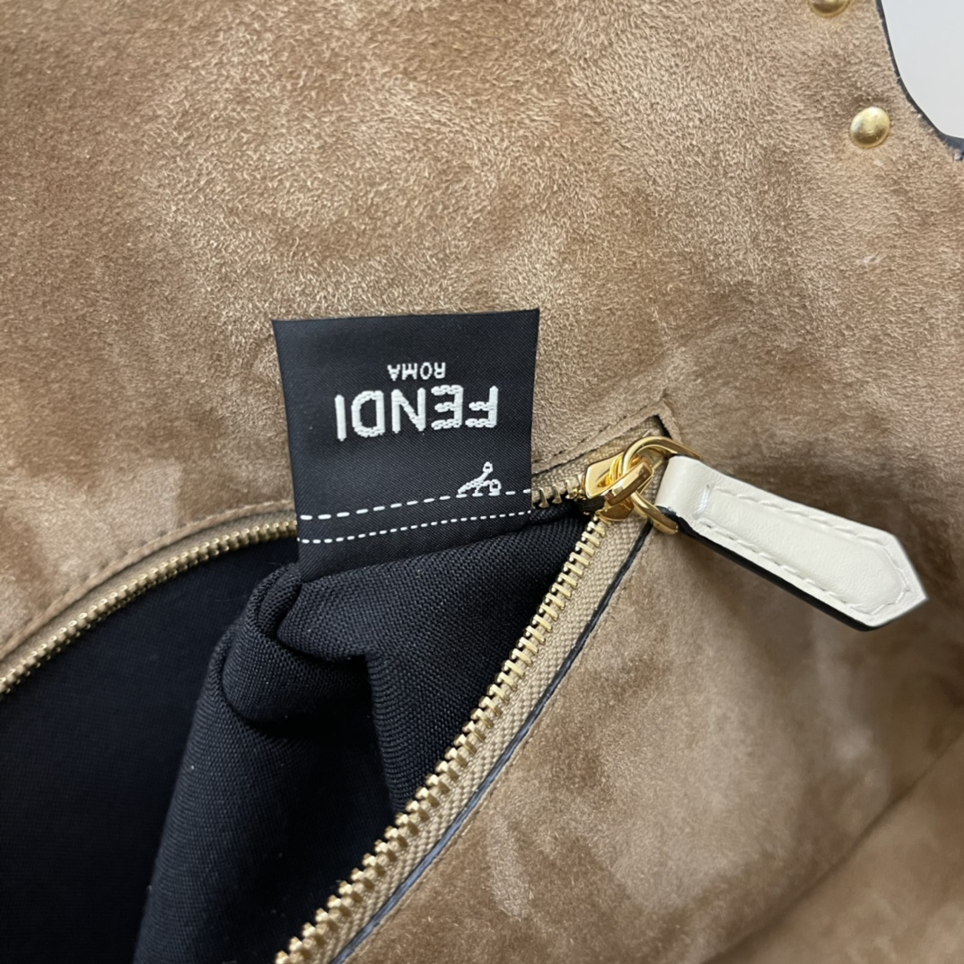 F**di medium baguette bag-26x15x4cm