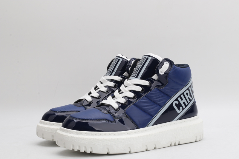 D*or high-top sneakers