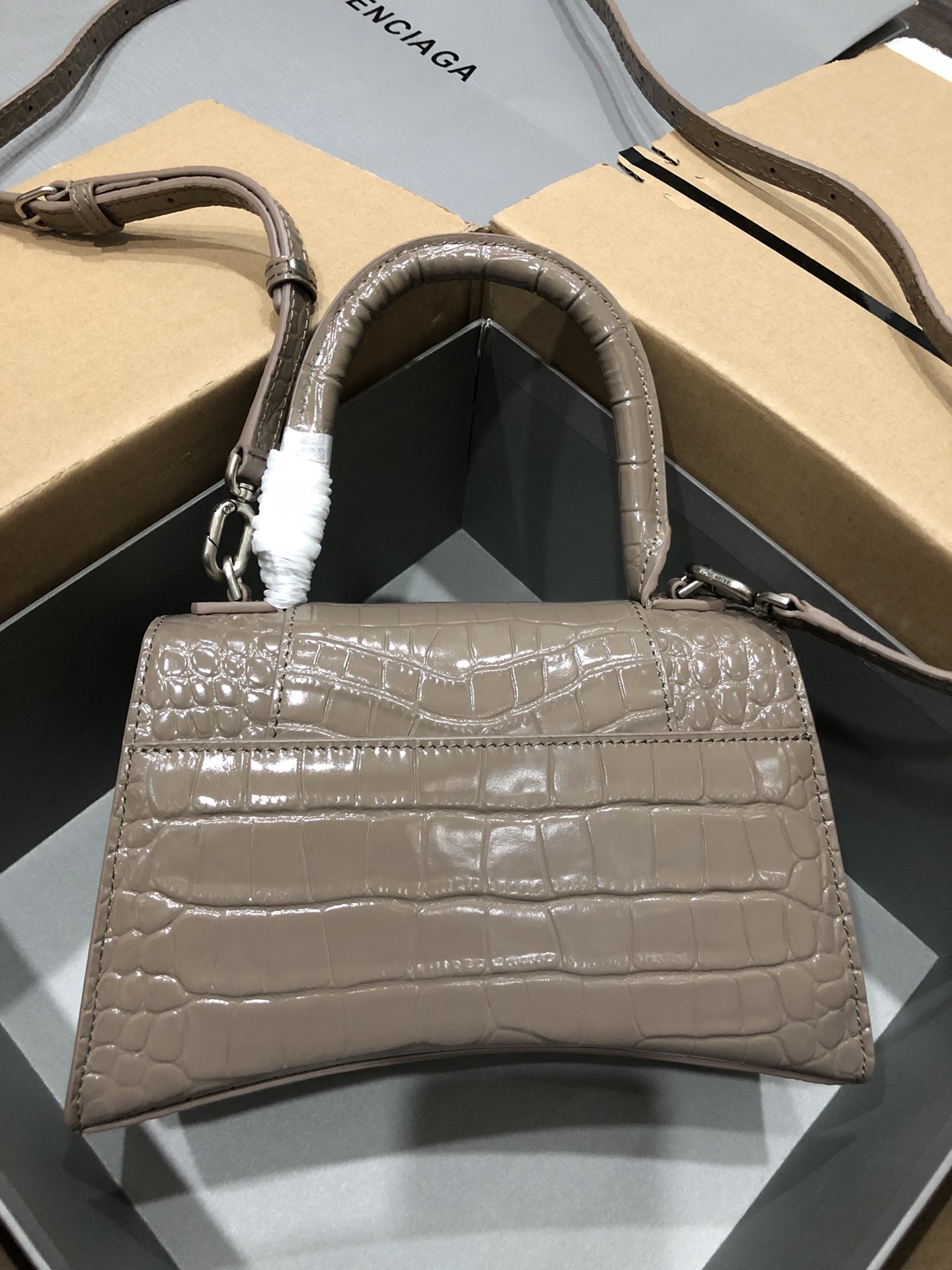 Ba*len*cia*ga hourglass bag-23x10x24cm