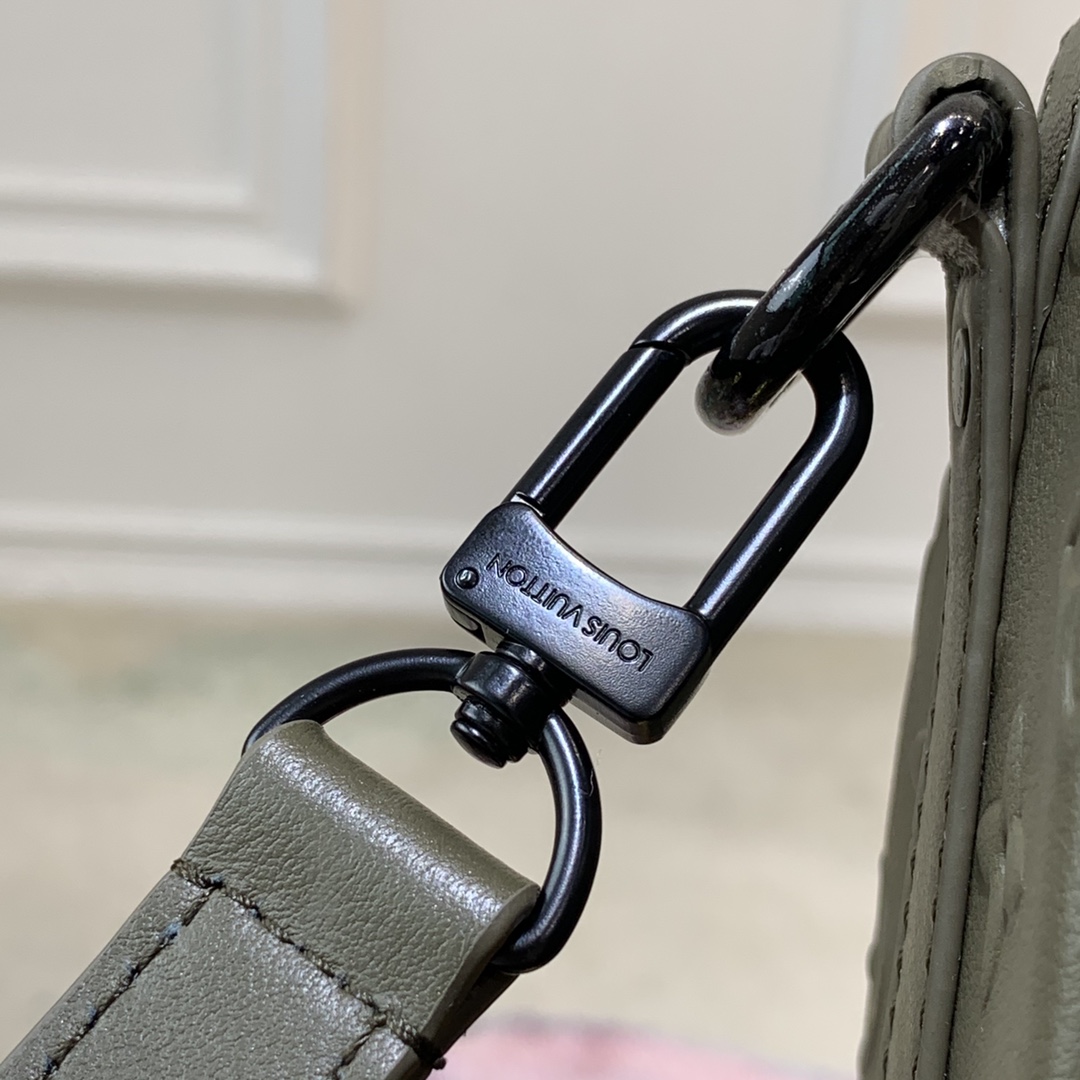 l0*is V*t0n keepall xs-21*12*9cm