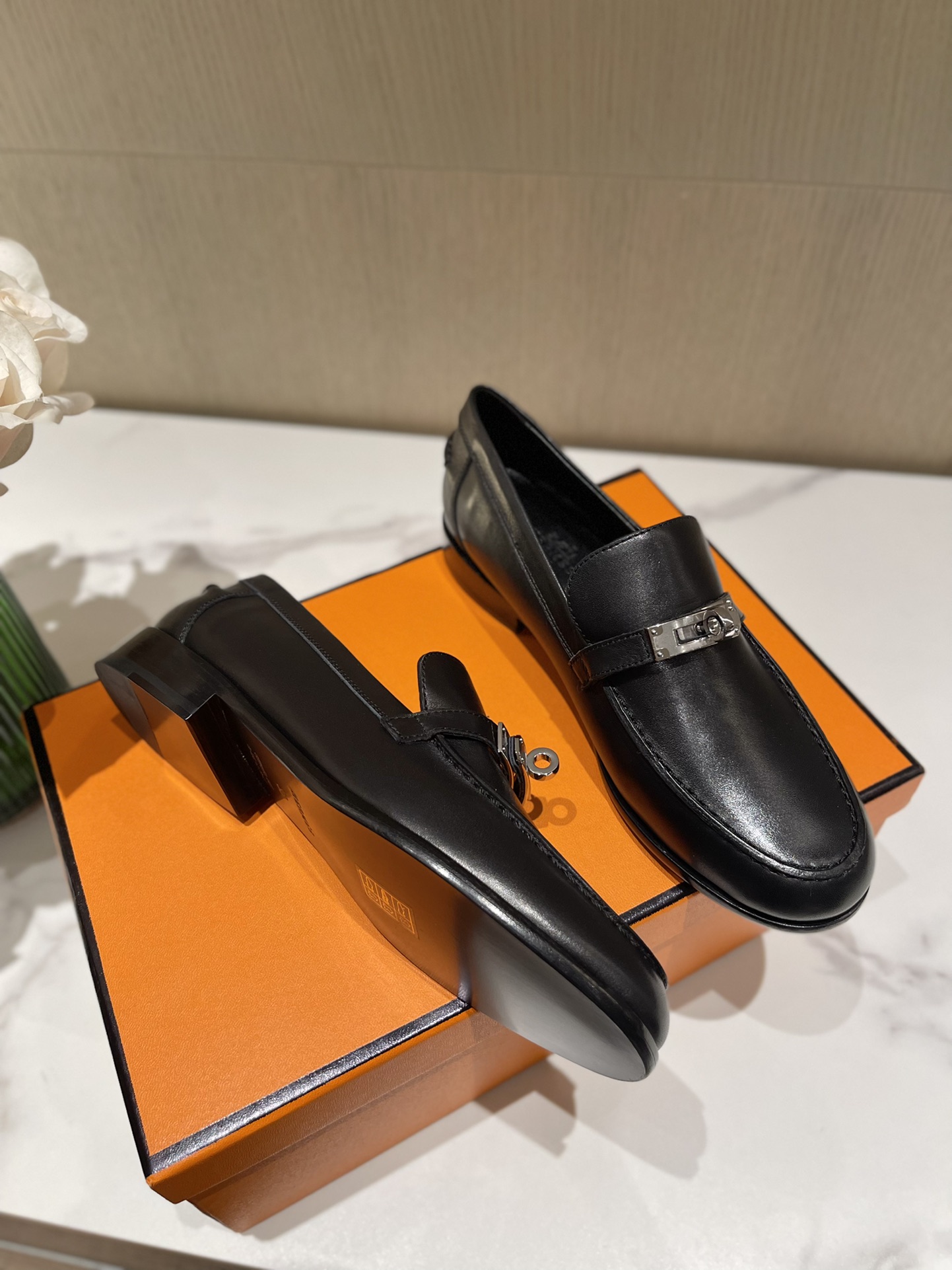 H**mes loafers(eu35-eu40)