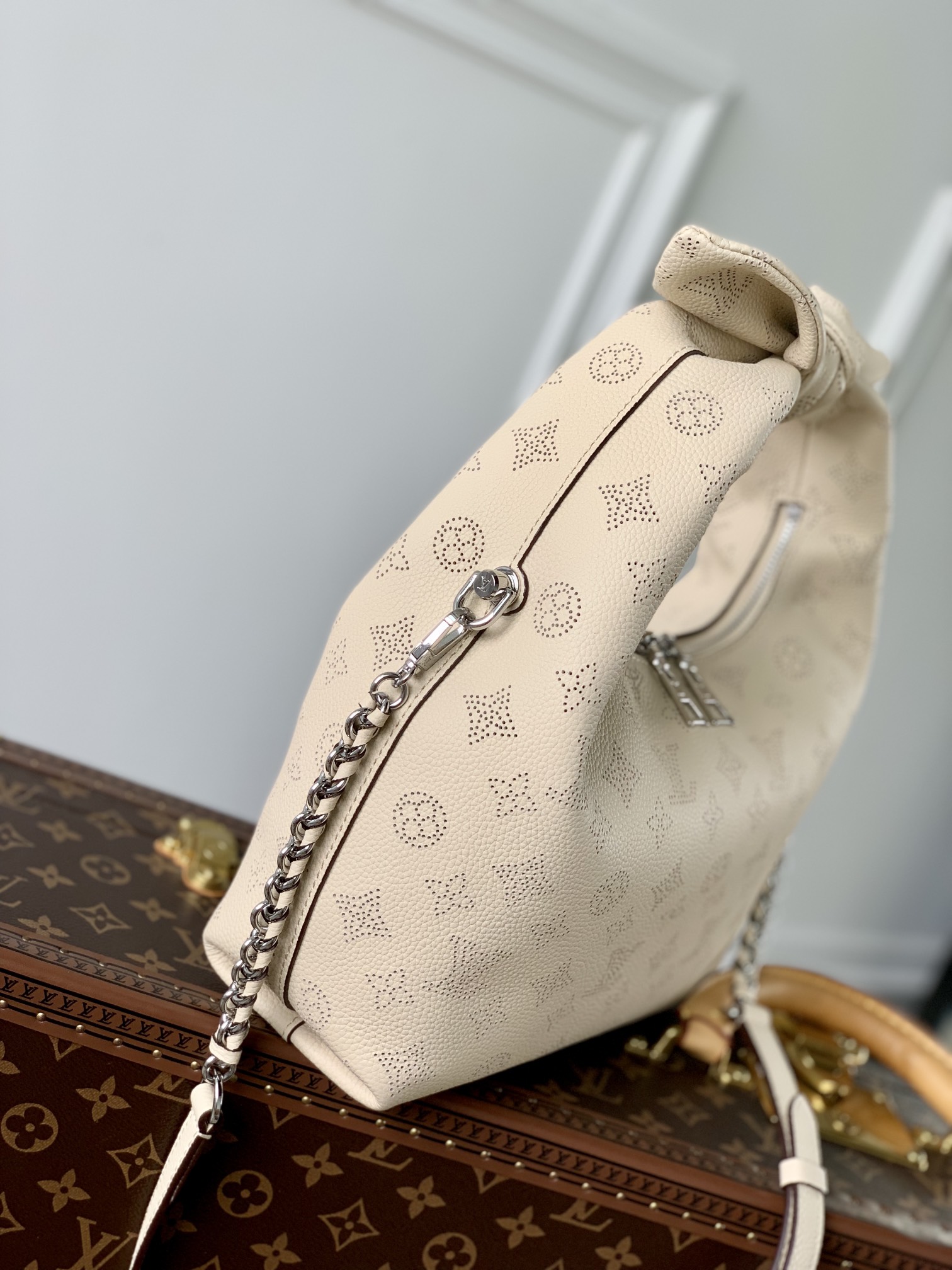 l0*is V*t0n why knot handbag-28*34*12cm