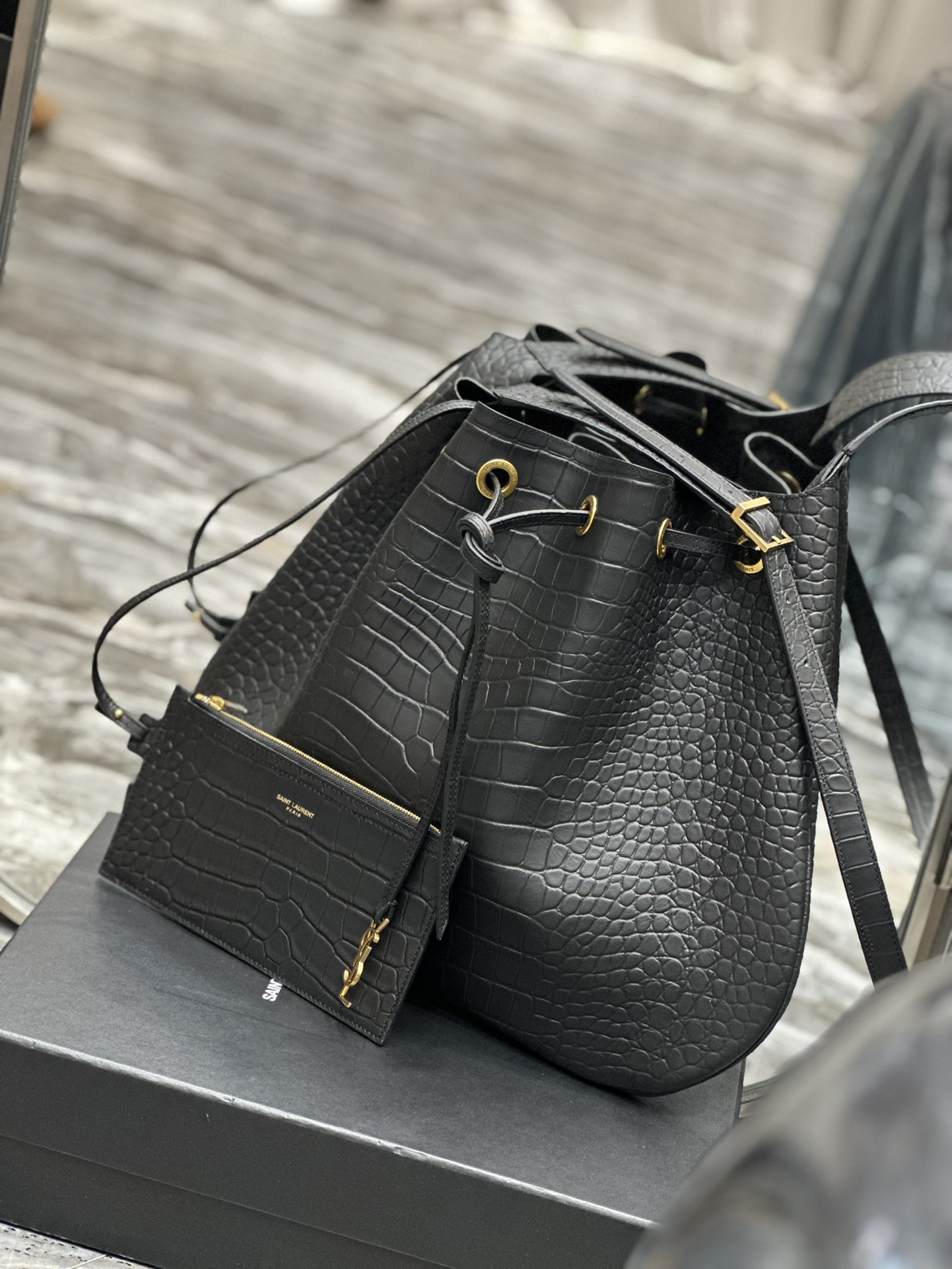 Y*L flat hobo bag-44×33×2.5cm