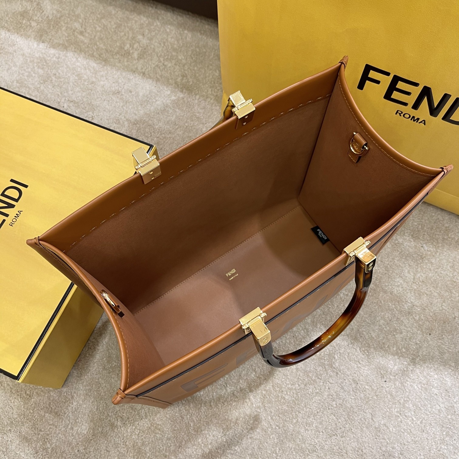 F**di vintage handbags-35x17x31cm