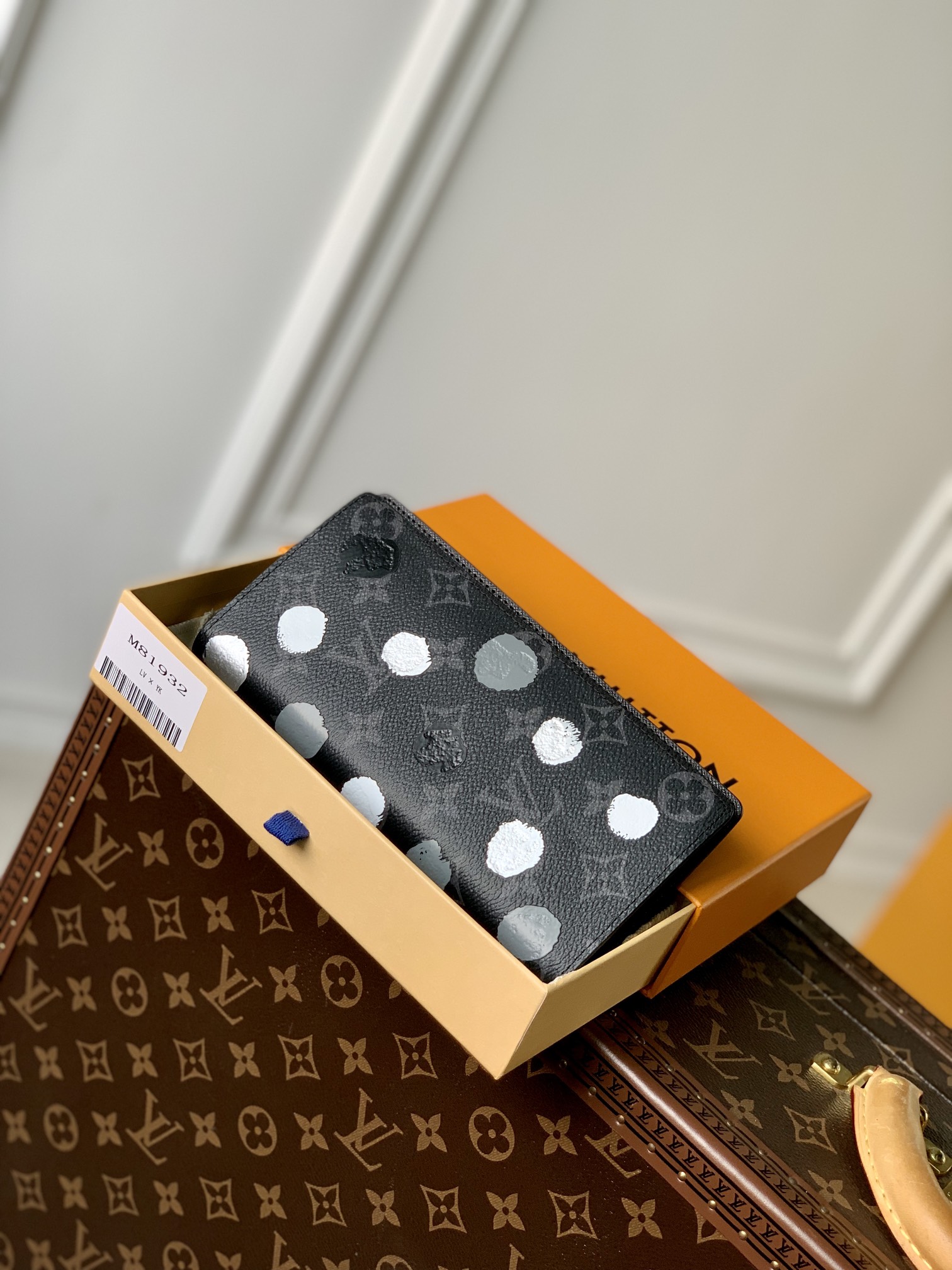 l0*is V*t0n wallet m81980-19 x 10.5 x 2 cm