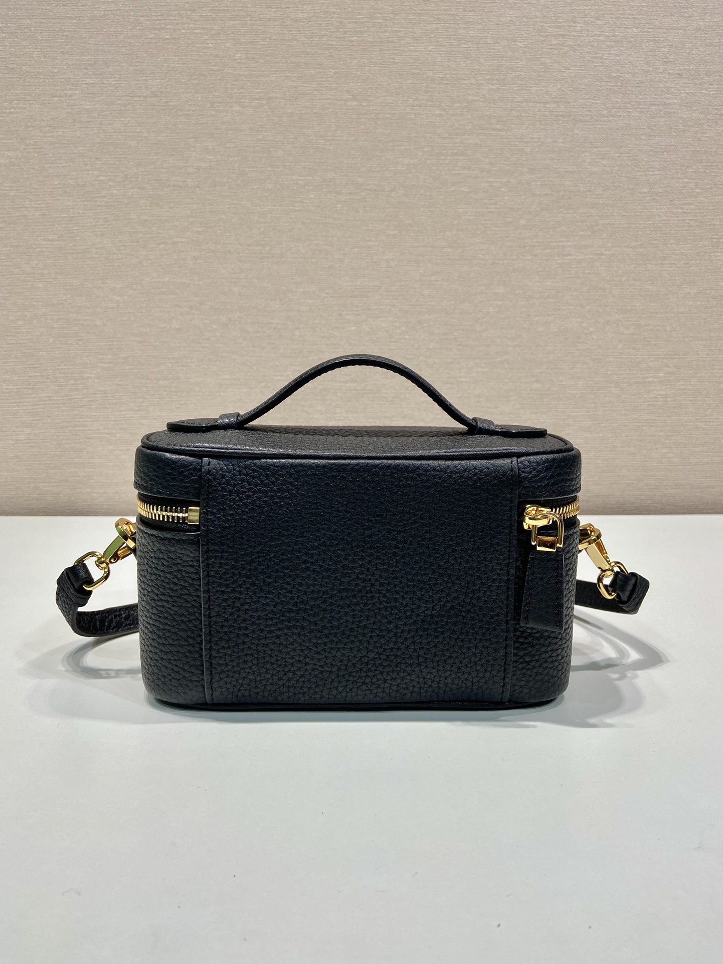 Pra*a 1bh202 cosmetic bag-18*11.5*7.5cm