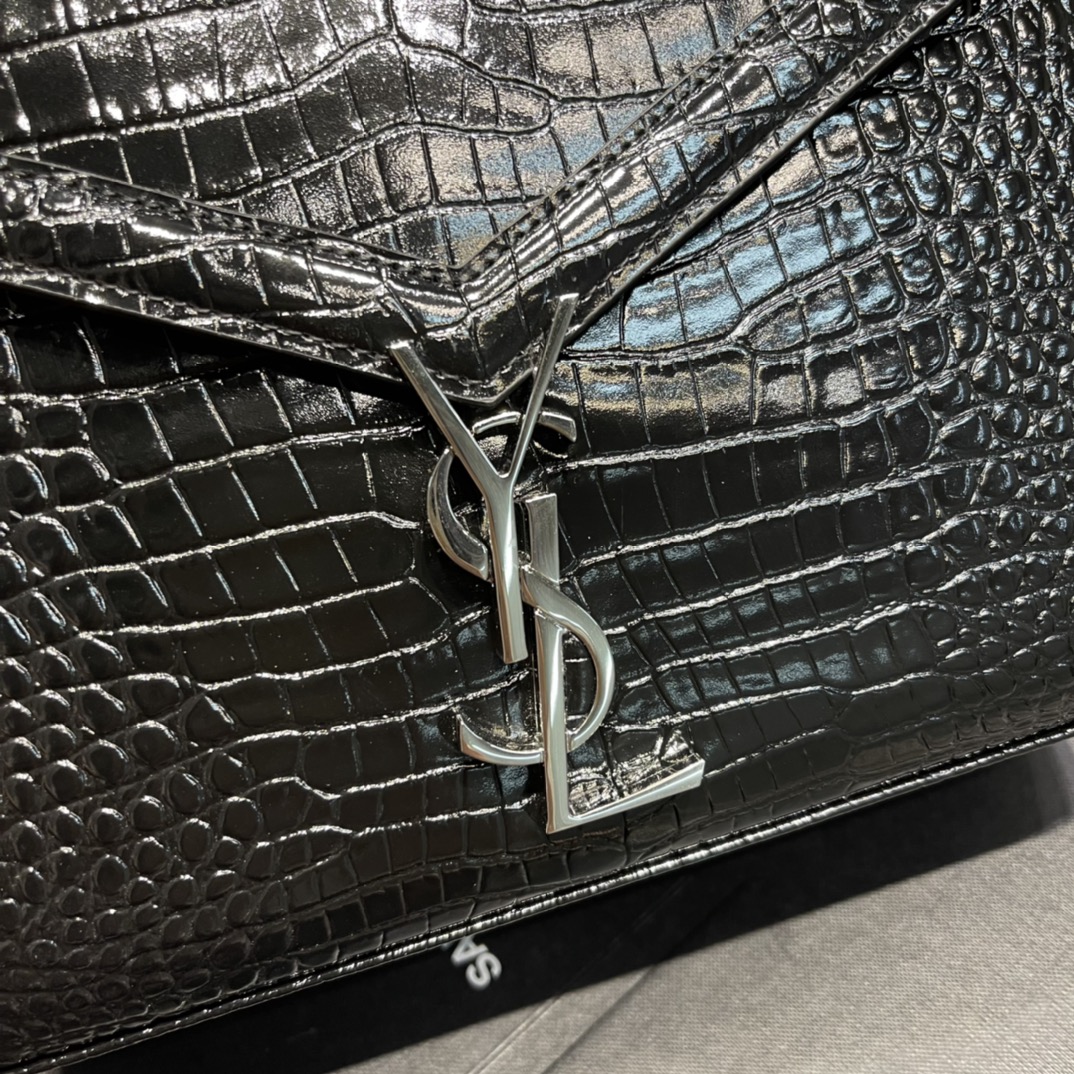 Y*L cassandra bag-24.5×20×11.5cm