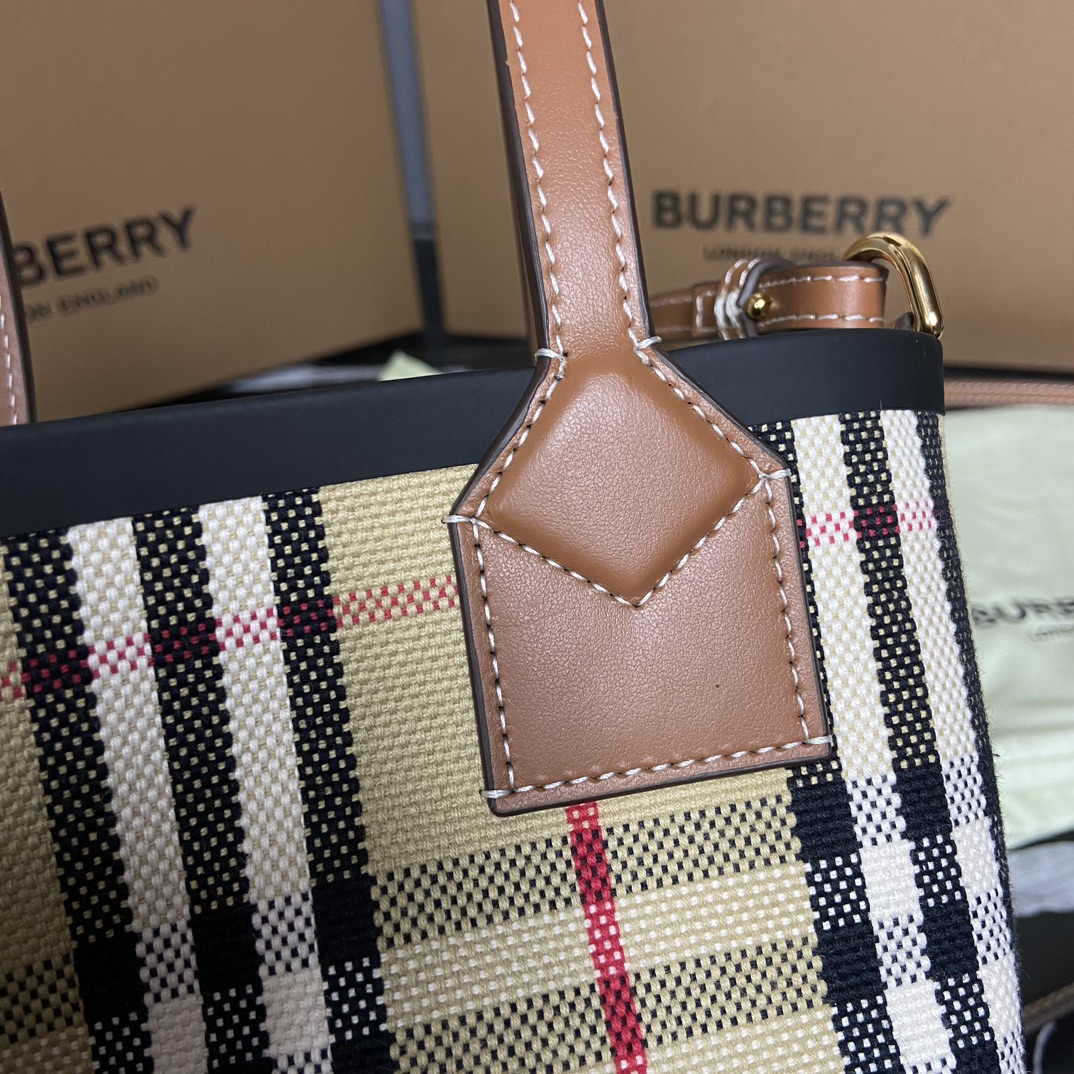 B**rry bucket bag-13*8.5*19.5cm