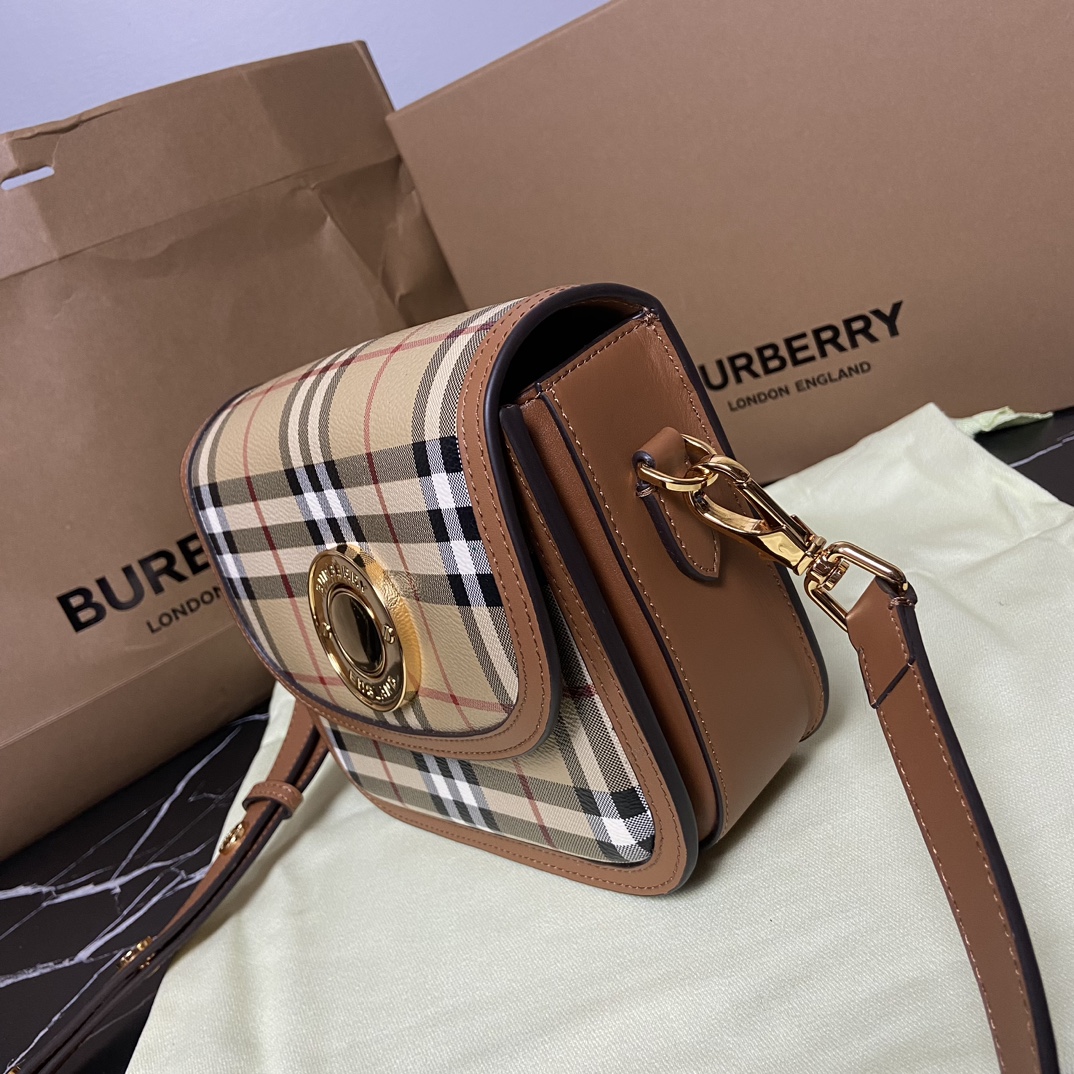 B**rry crossbody bag-19 x 6 x 16cm