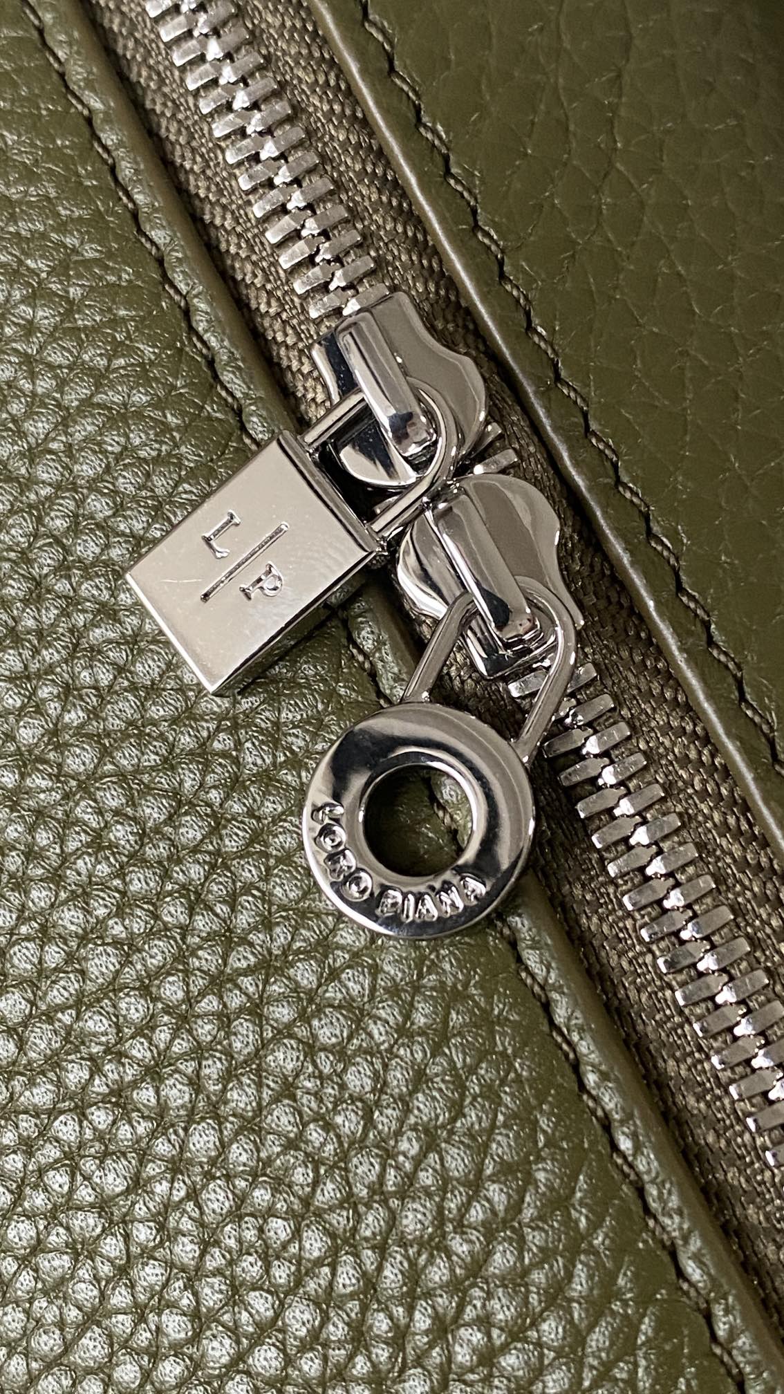 L**o p*ana bag-19cm