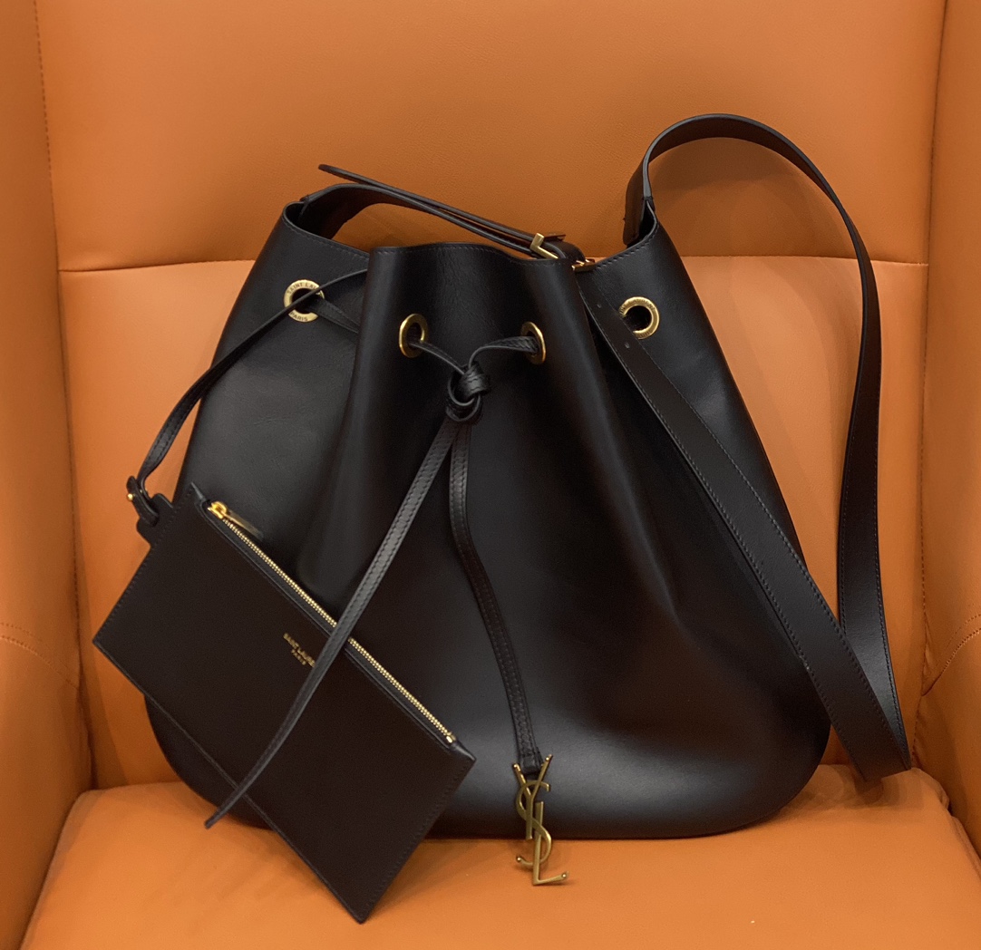 Y*L hobo bag-44×33×2.5cm