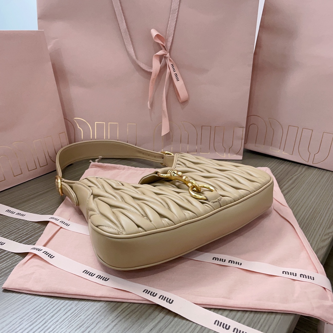 M*um*u hobo bag-29*15*4cm