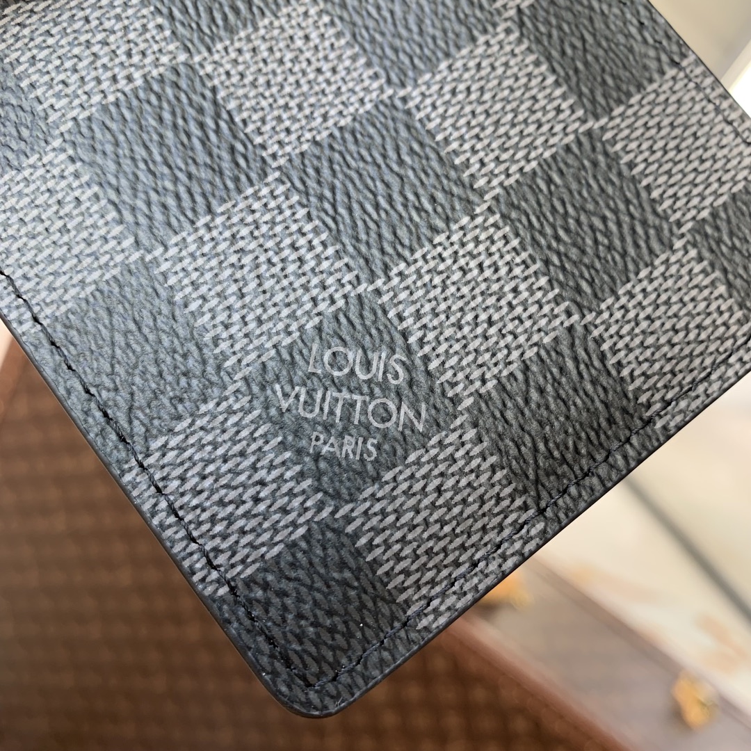 l0*is V*t0n wallet-m61700-12×8cm