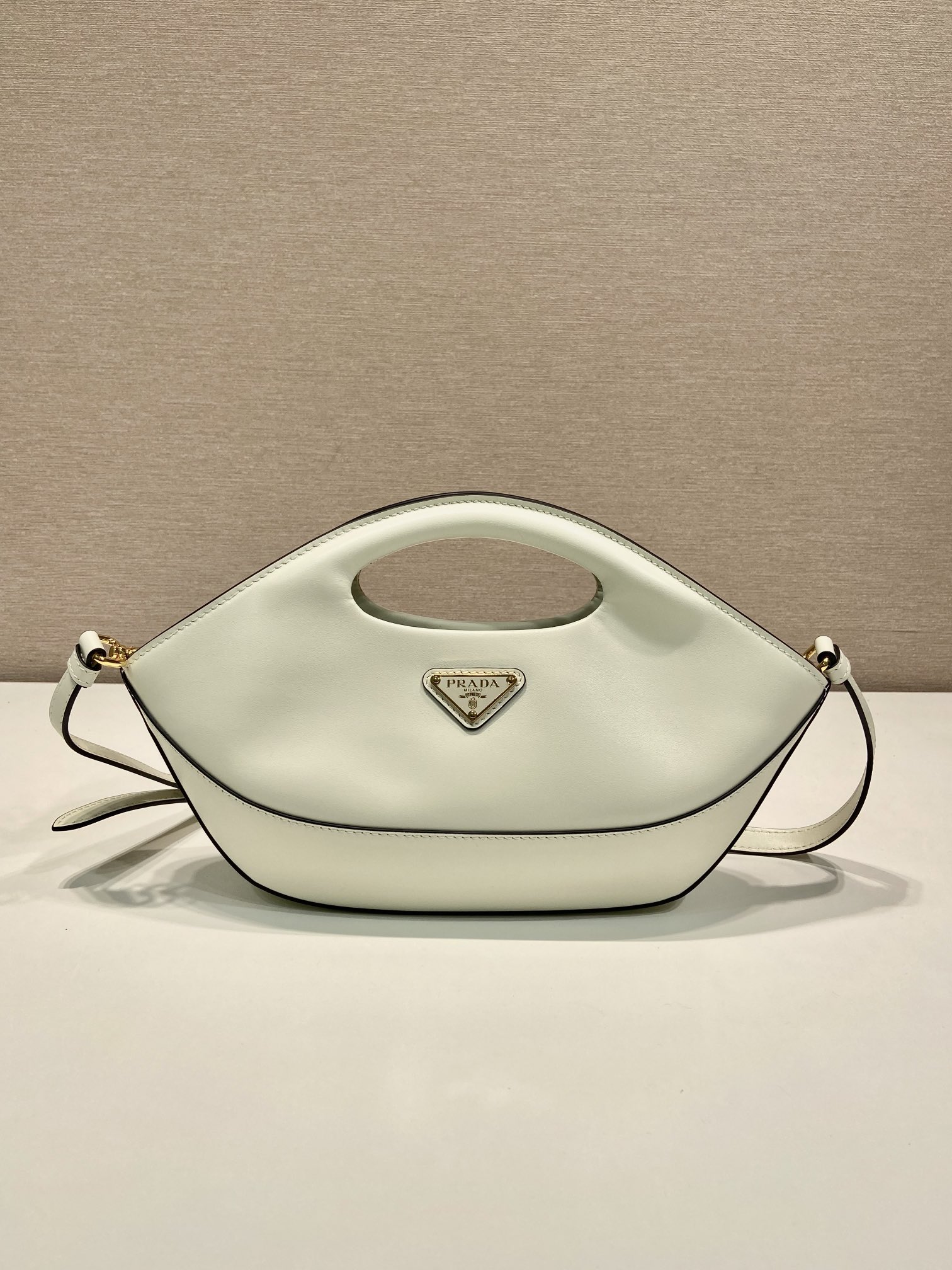 Pra*a crossbody bag 1ba421-30*20*5cm