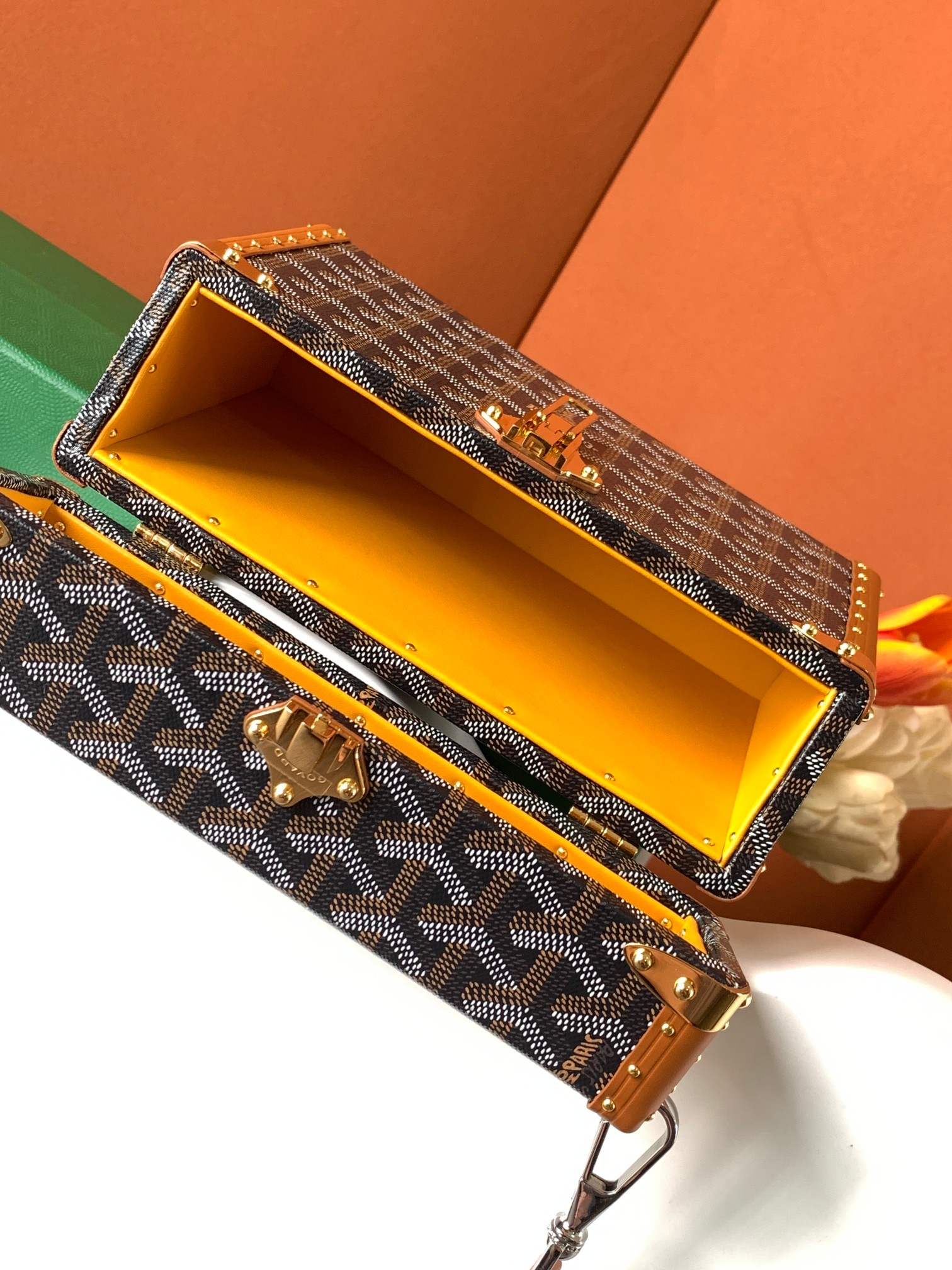 Go*ard cassette bag-21*15*6.5cm
