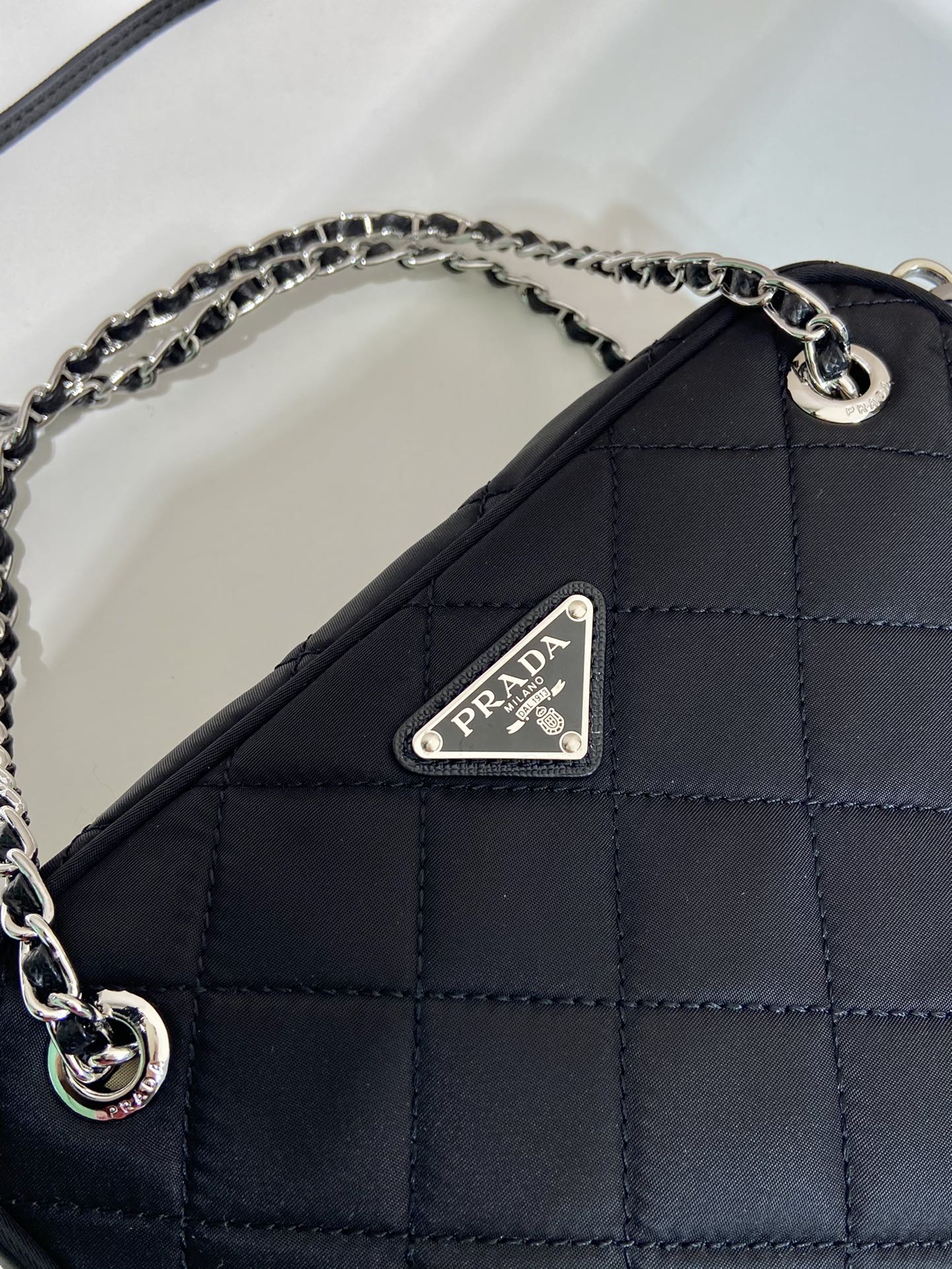 Pra*a 1bd642 vintage camera bag-22*16*6.5cm