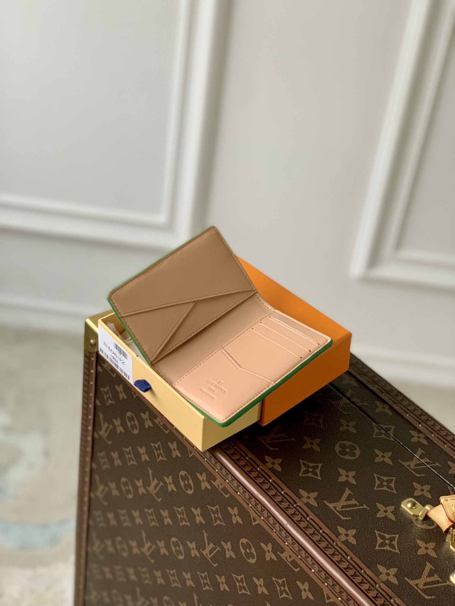 l0*is V*t0n wallet-n40632-7.5 x 11.1 x 1cm