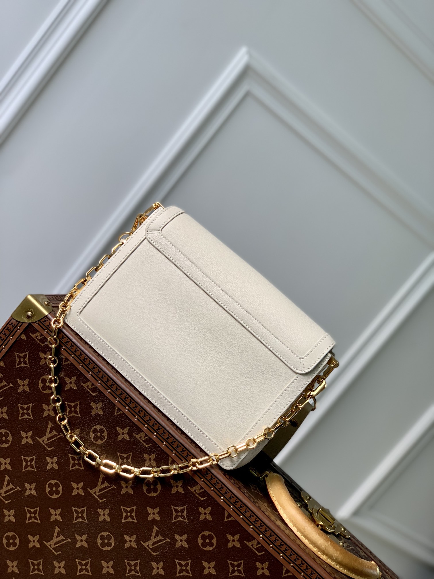 l0*is V*t0n dauphine soft -24*17*9cm