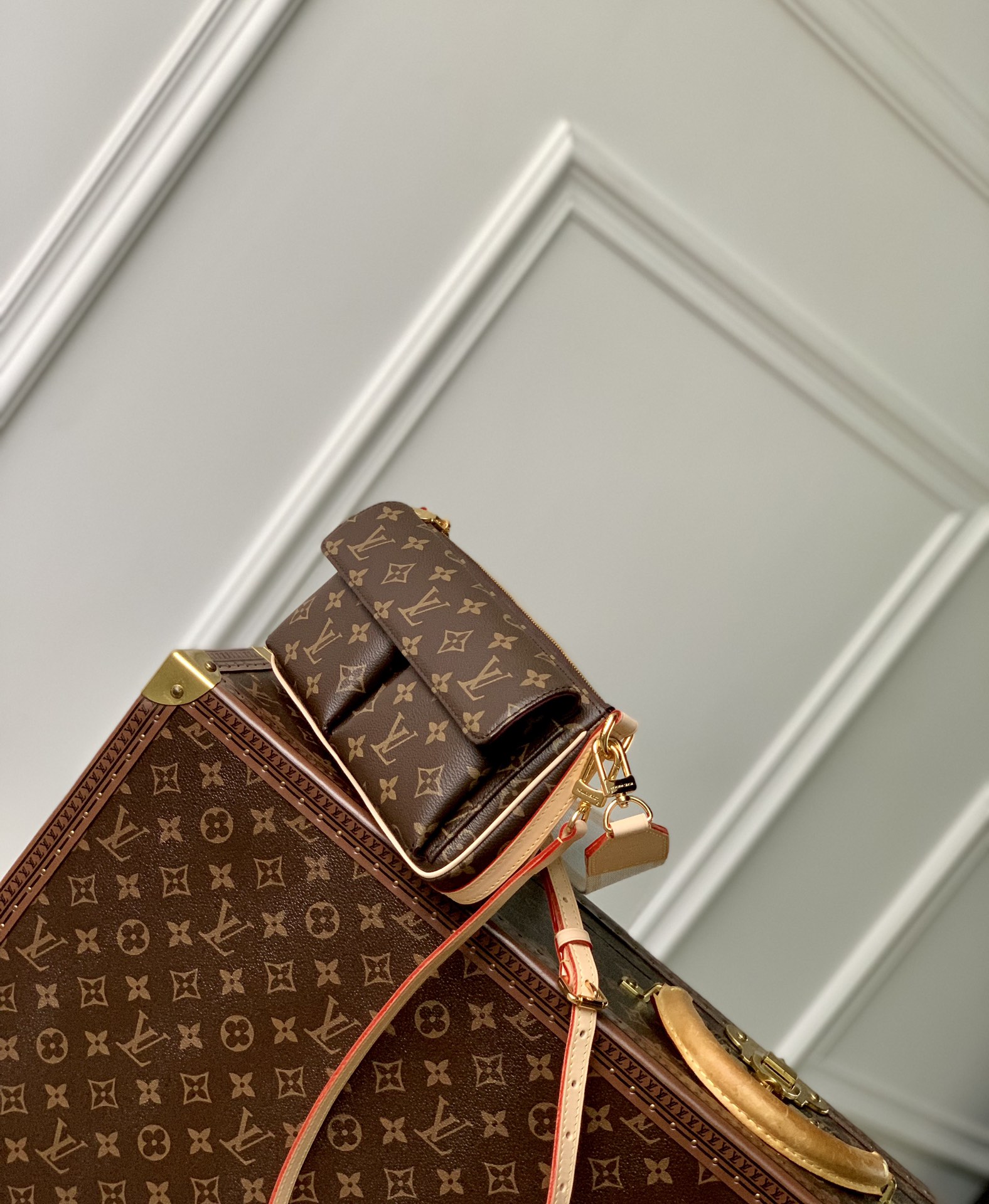 l0*is V*t0n vibe bag -m46999-25*15*8cm