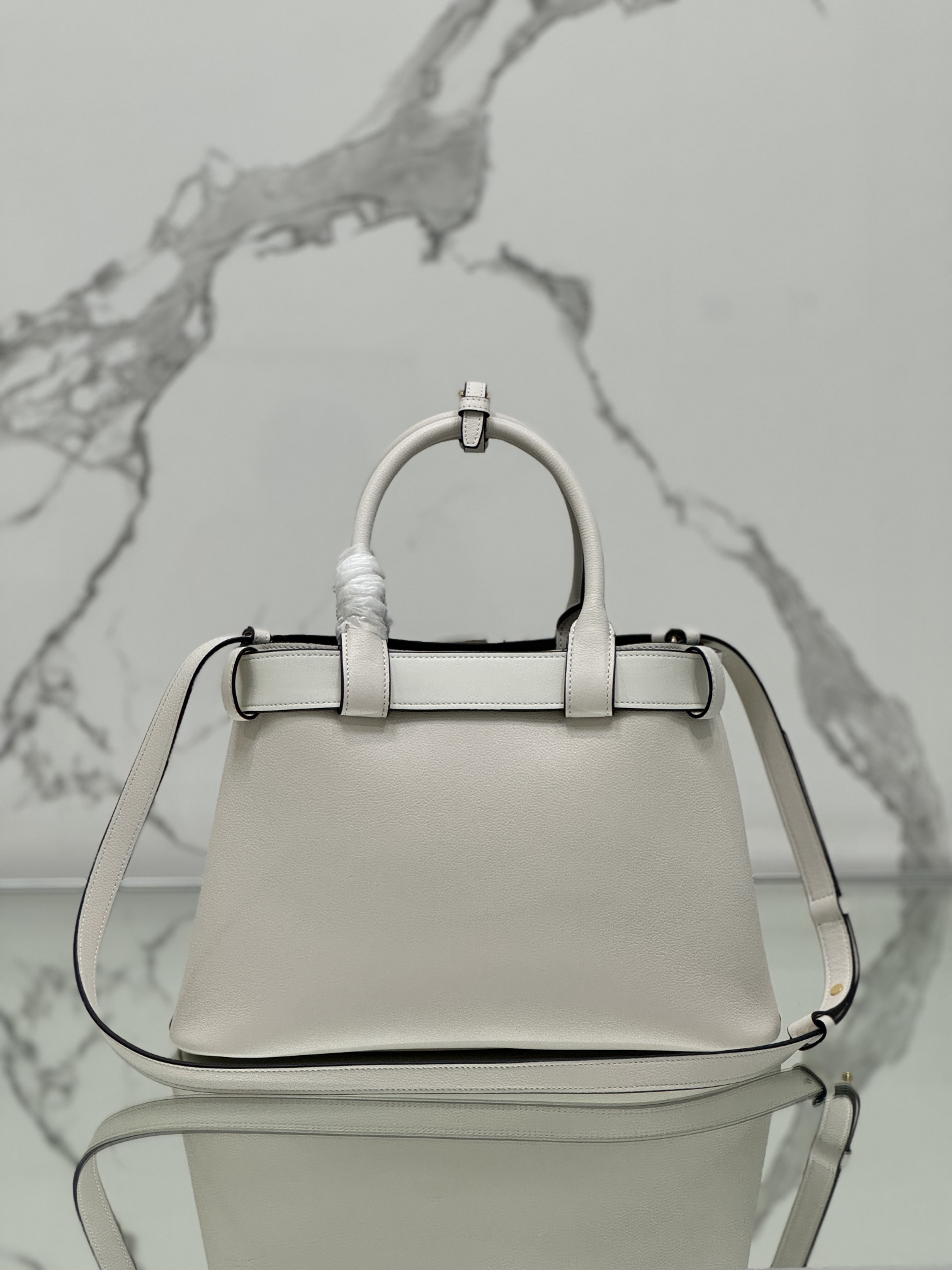 Pra*a double1ba434 bag-32Ｘ23Ｘ11cm