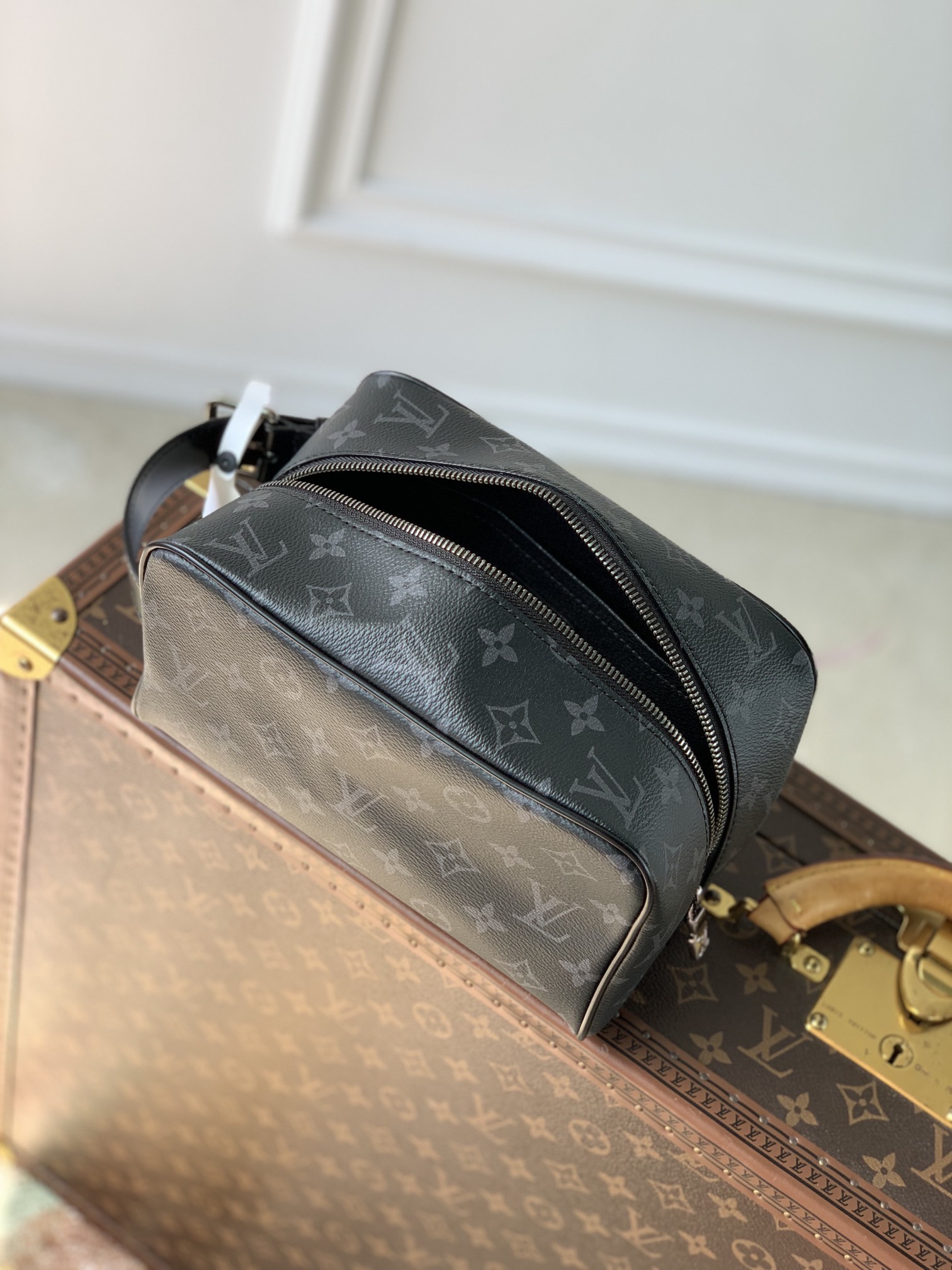 l0*is V*t0n locker dopp kit pouch -23 x 13 x 12cm