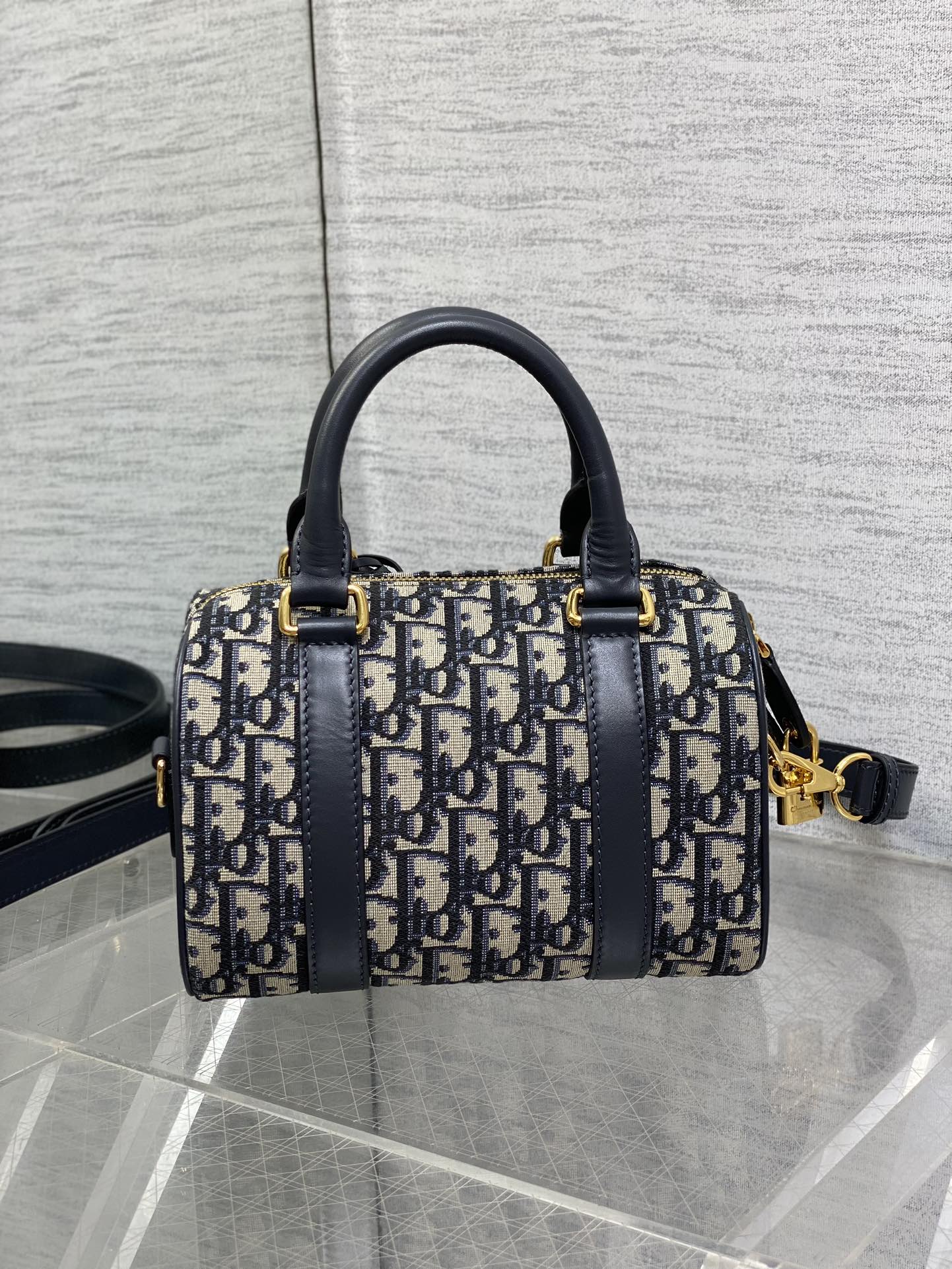 D*or groove bag-20.5*13.5*12cm
