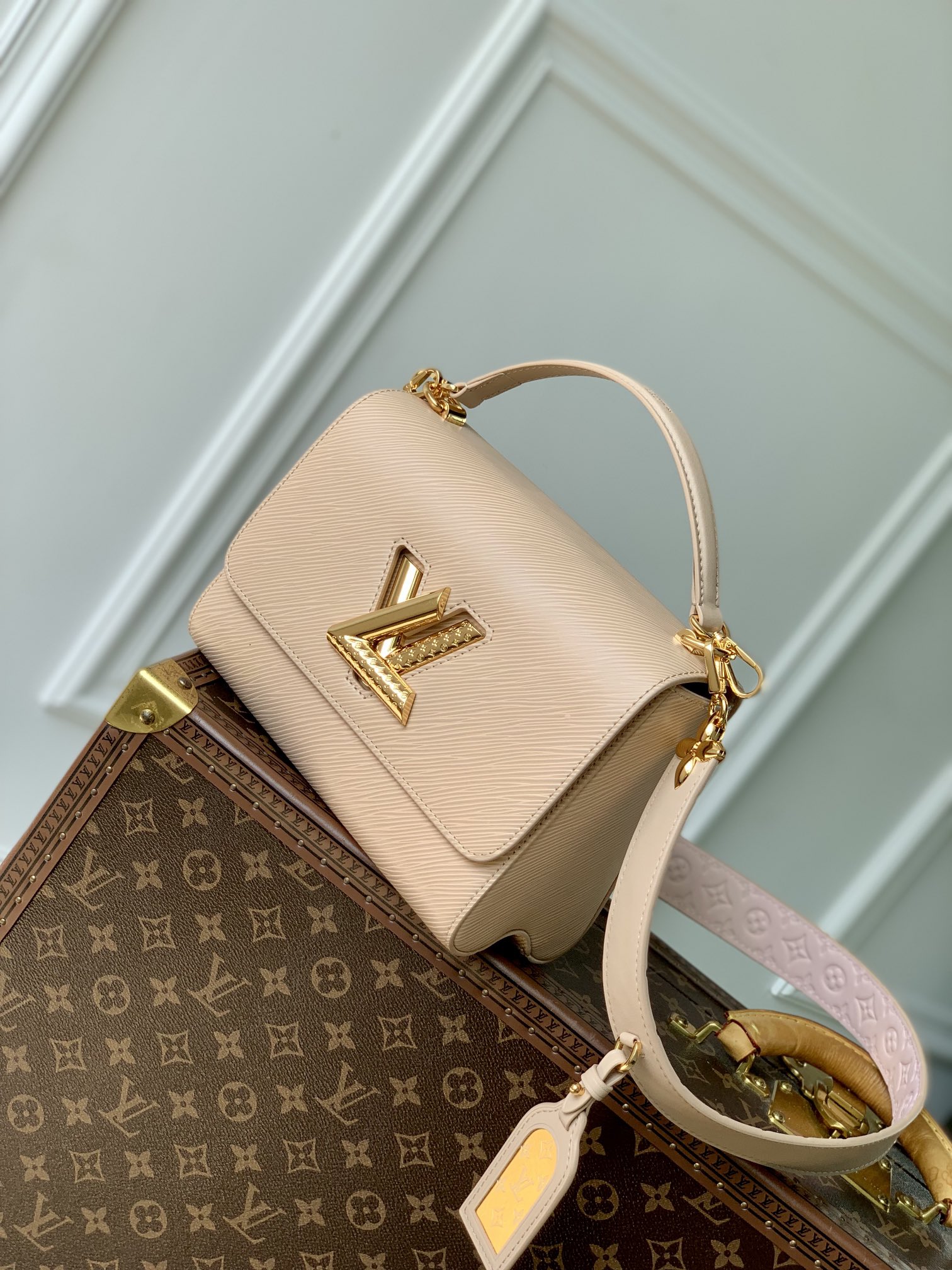 l0*is V*t0n twist mm bloom bag-m25360-23*17*9.5cm