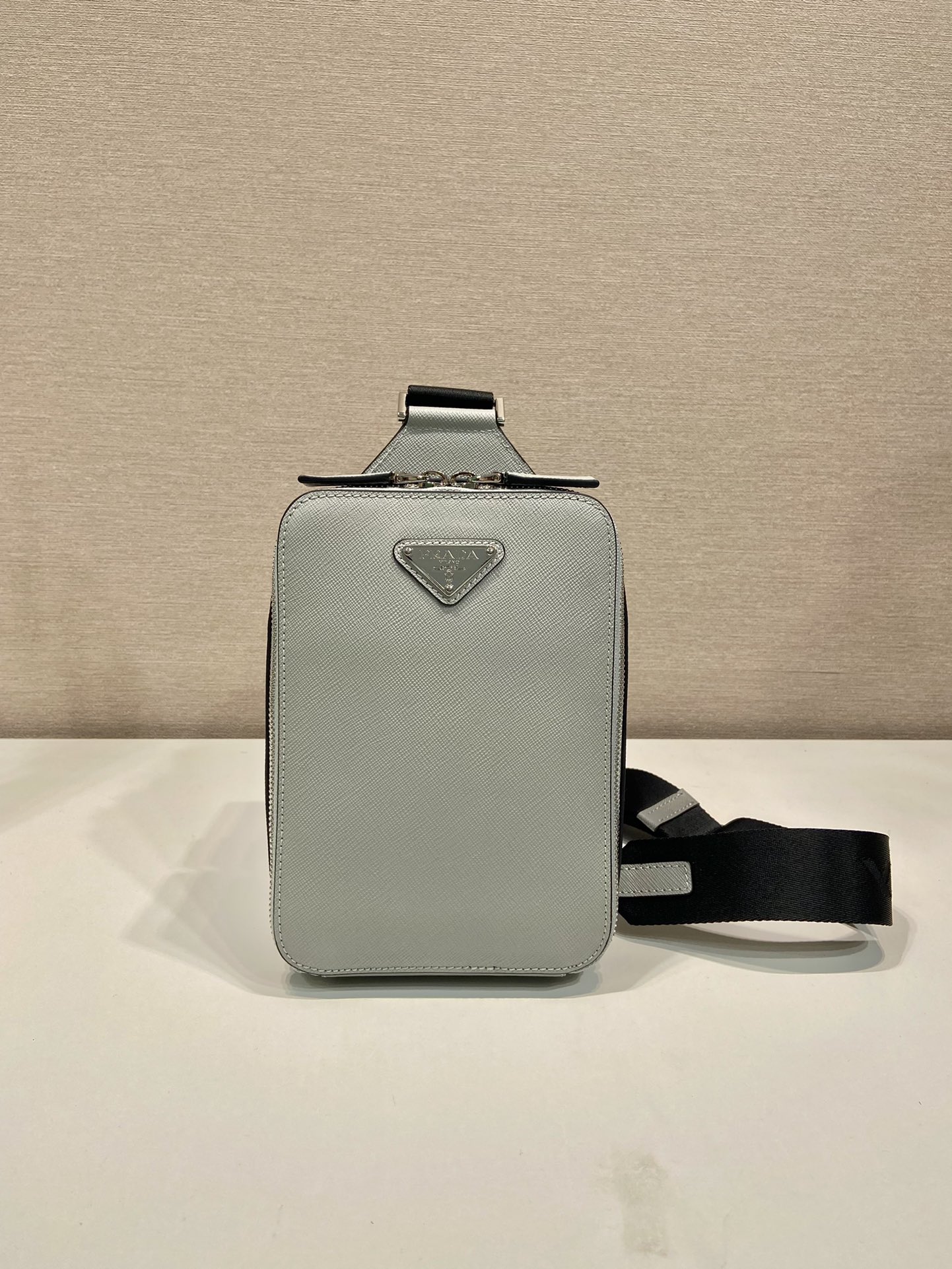 Pra*a 2vz106 Pra*a brique saffiano leather bag-14*20*5cm