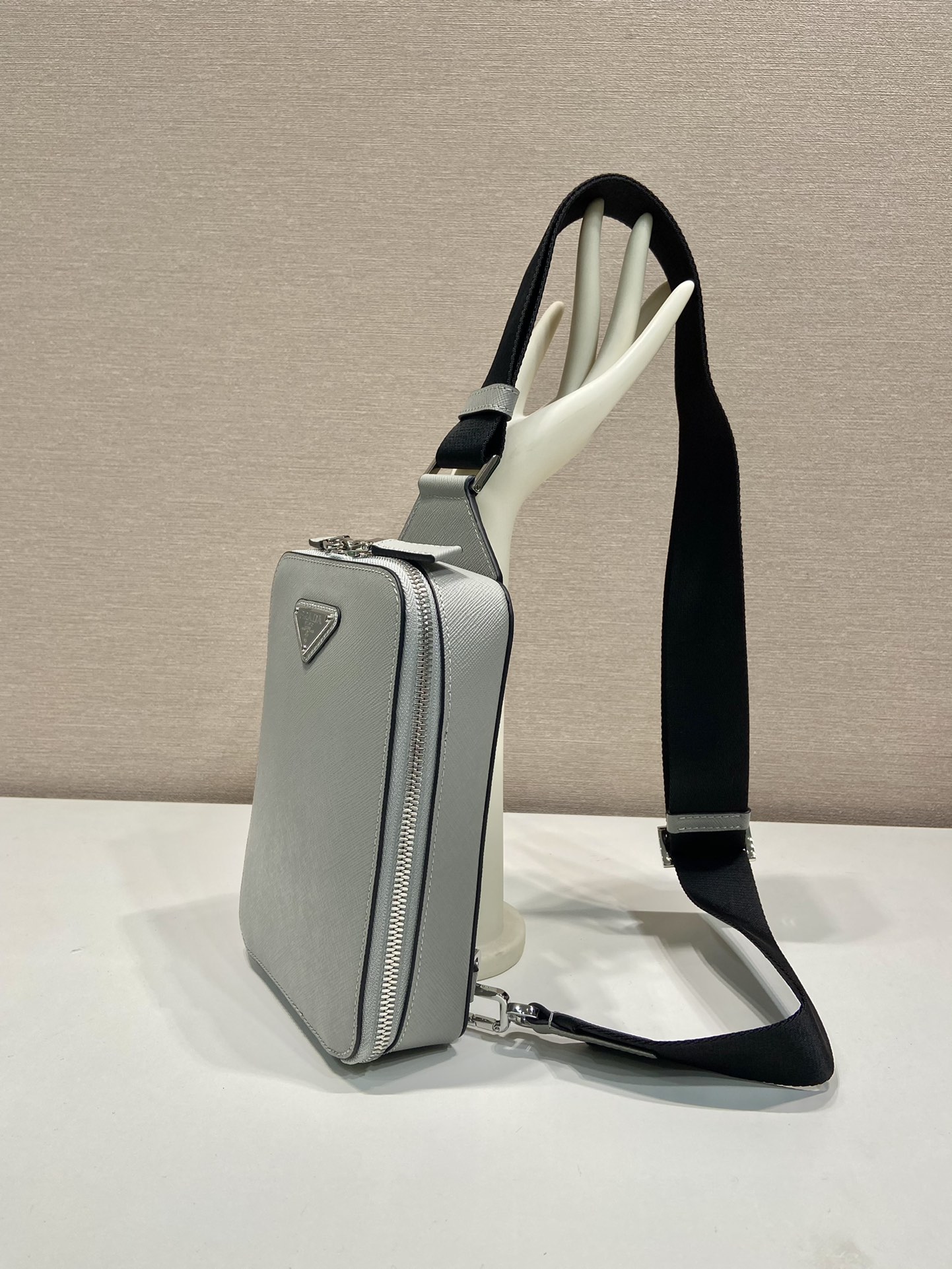 Pra*a 2vz106 Pra*a brique saffiano leather bag-14*20*5cm