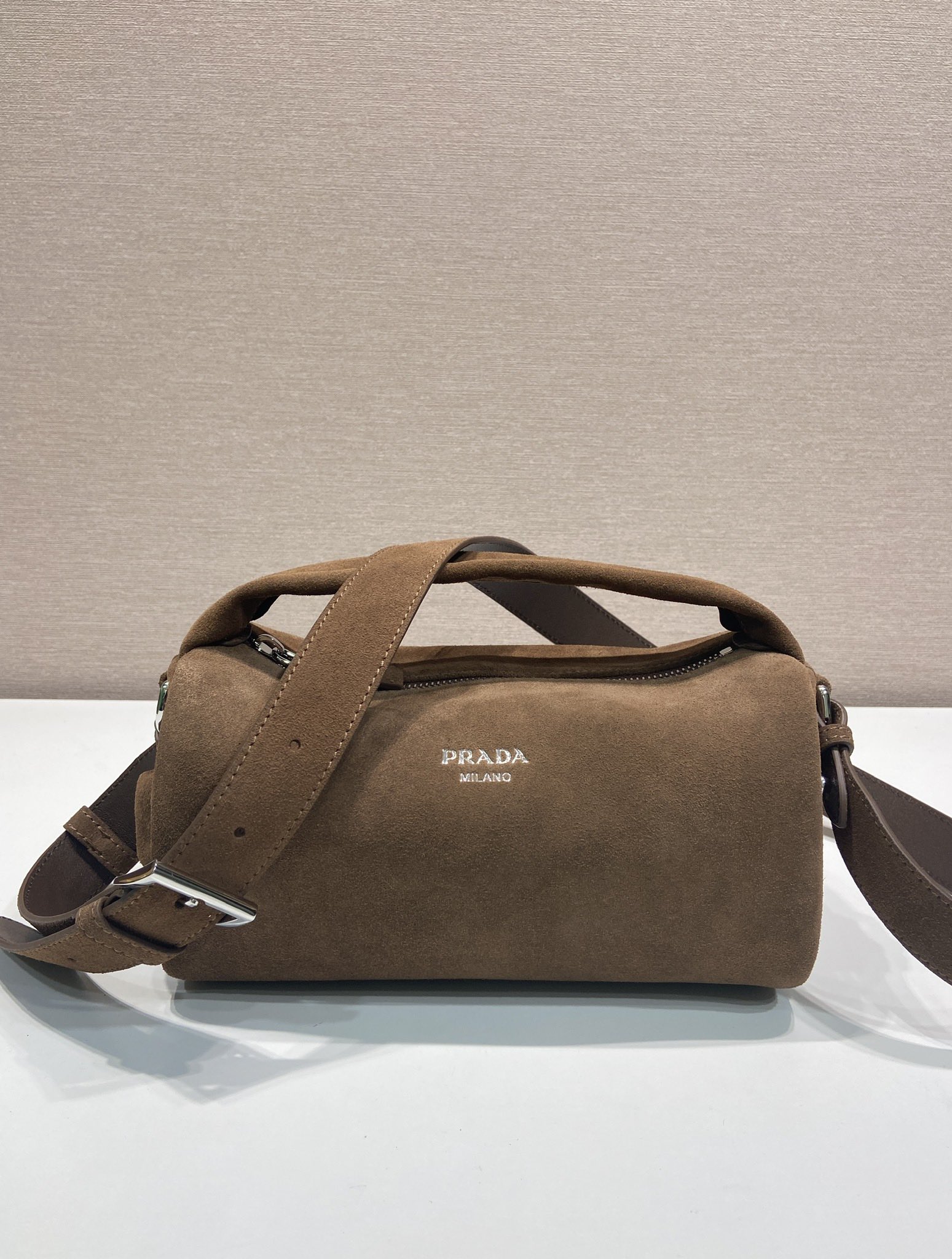 Pra*a nappa leather shoulder bag -2vh188-24*11*11cm