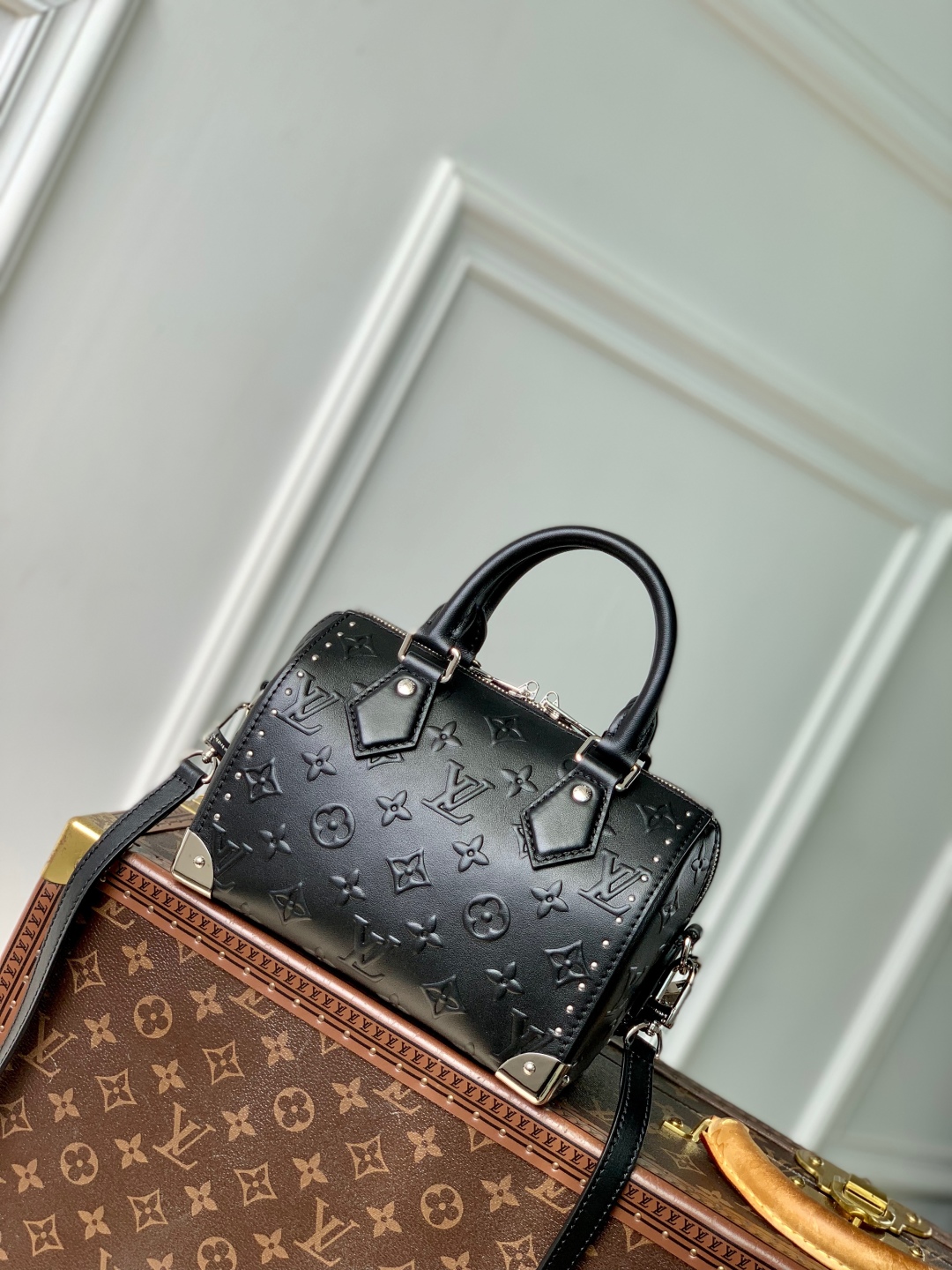 l0vis Vvtt0n speedy 20 bag -20x14×12cm