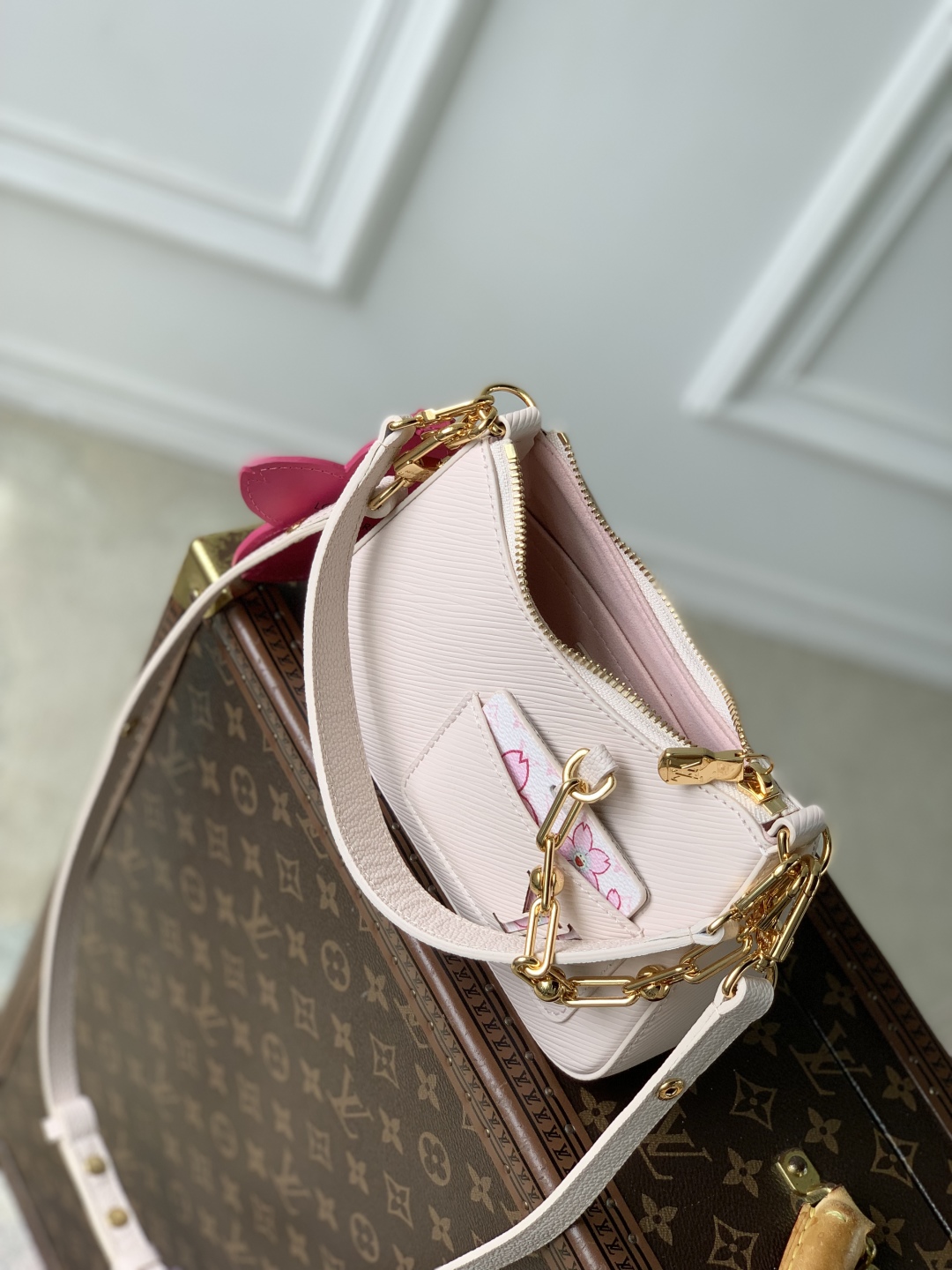 LV x TM Marellini Epi Leather - Women - Handbags- M13101-13.5 x 6.5 x 19CM