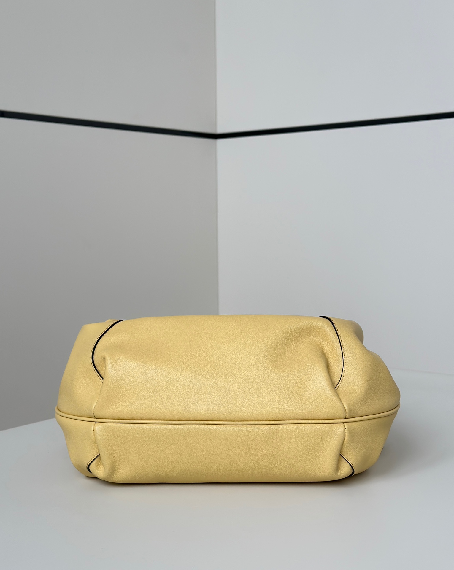 F**di spy bag -32*12*18cm