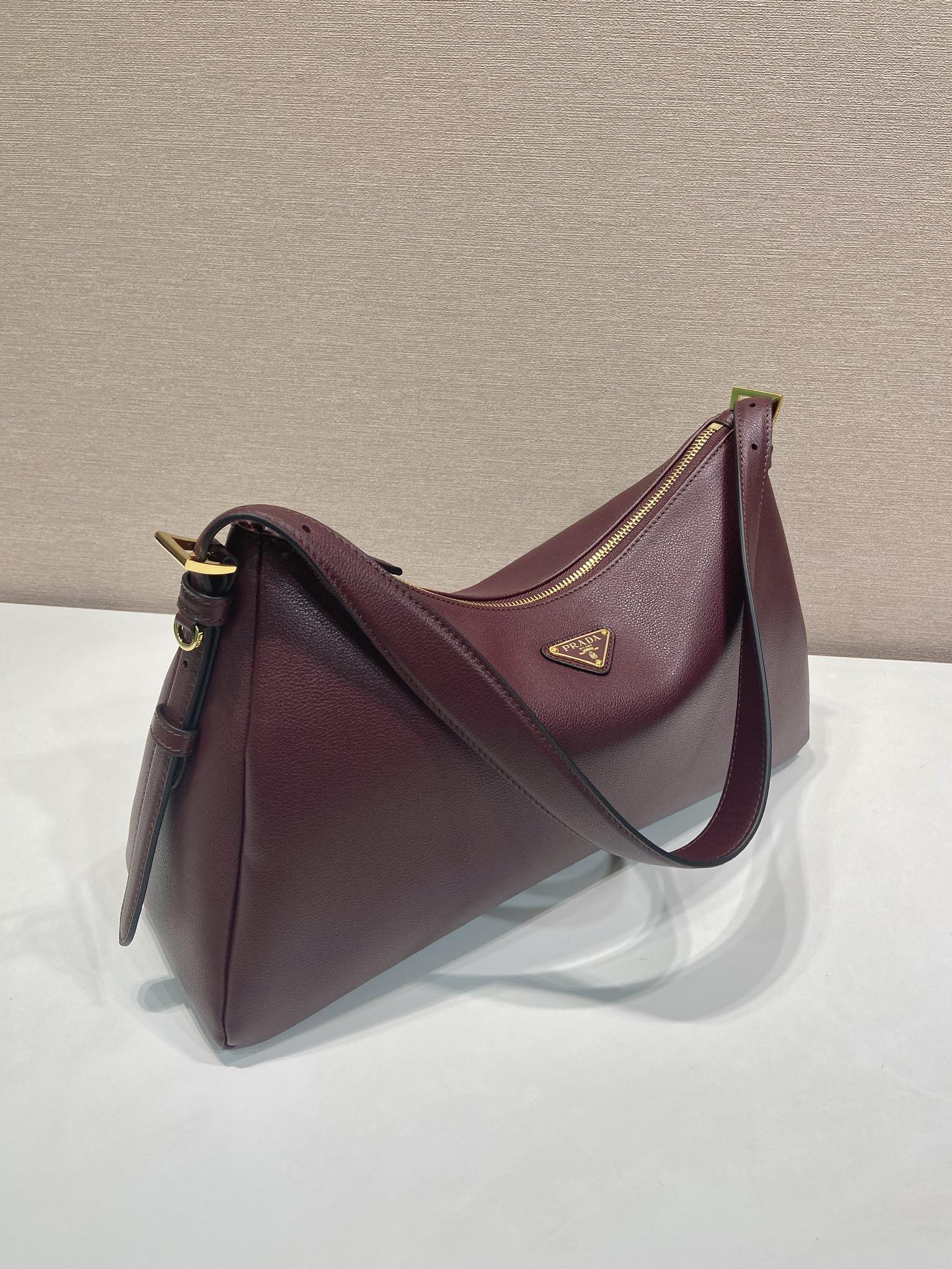 Pra*a aimee top handbags-1bc228-39*24*12cm