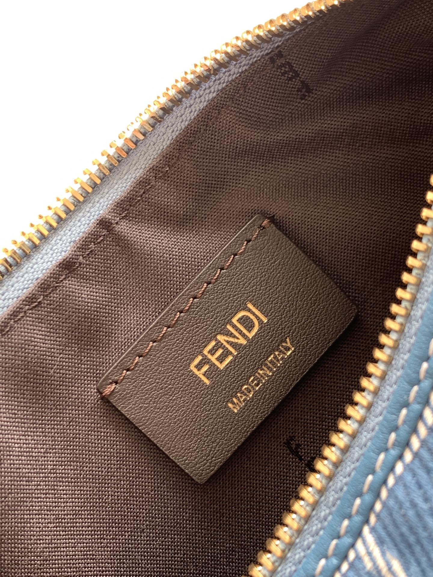 F**di graphy bag-20*7.5*13cm