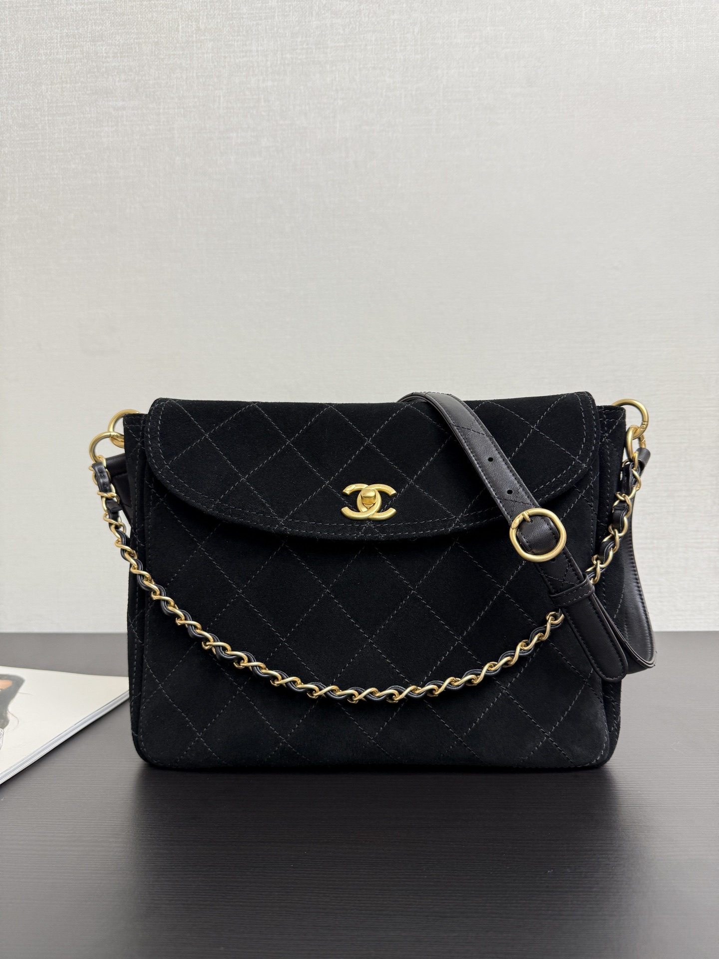 Ch@nel Vintage Handbag-21.5*30*6CM