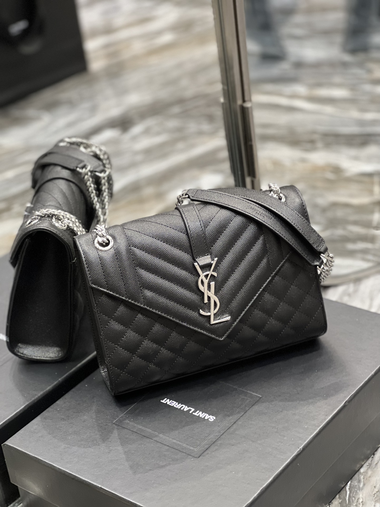 Y*L envelope bag